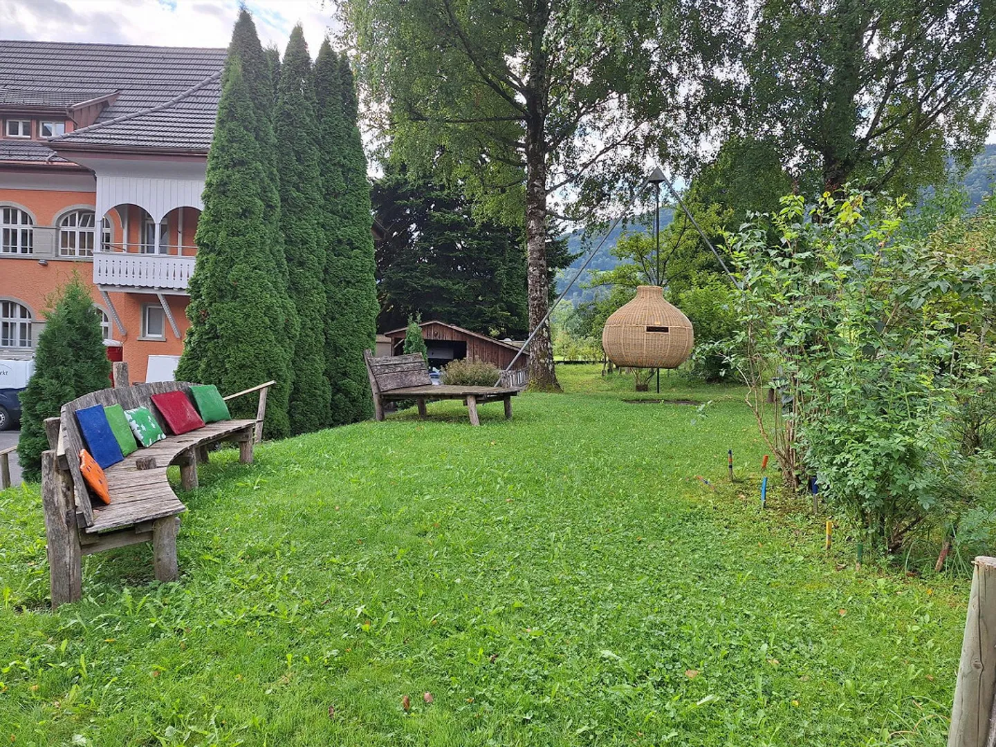 Camere arredate accoglienti in un ambiente idilliaco - Foto 8 di 8