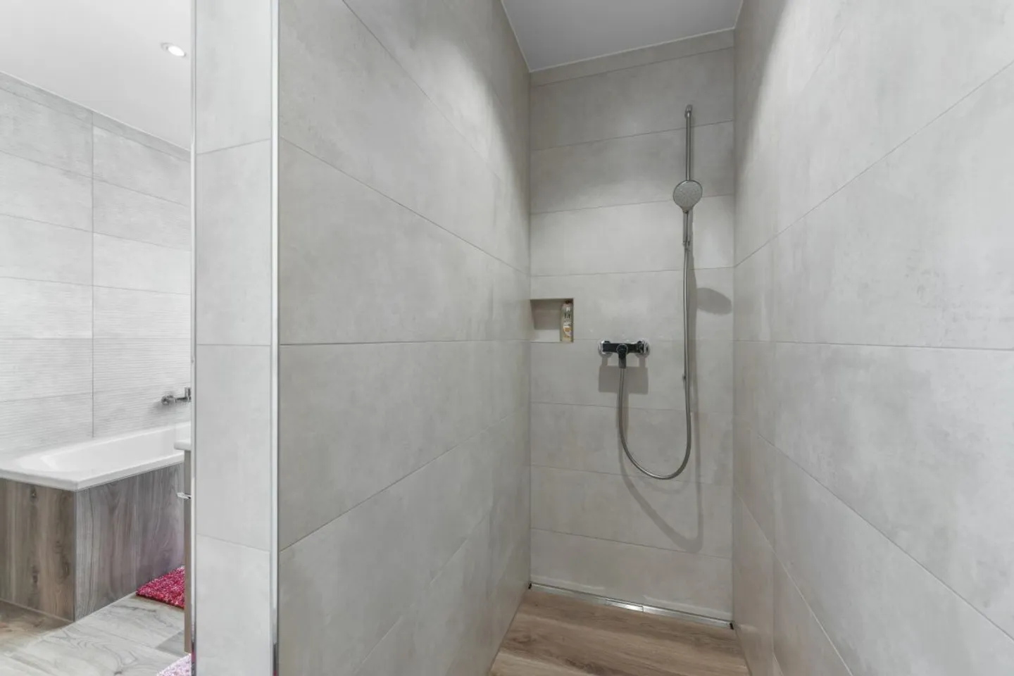 Felicità abitativa moderna con charme - La tua nuova casa nel verde di Bütschwil - Foto 20 di 40