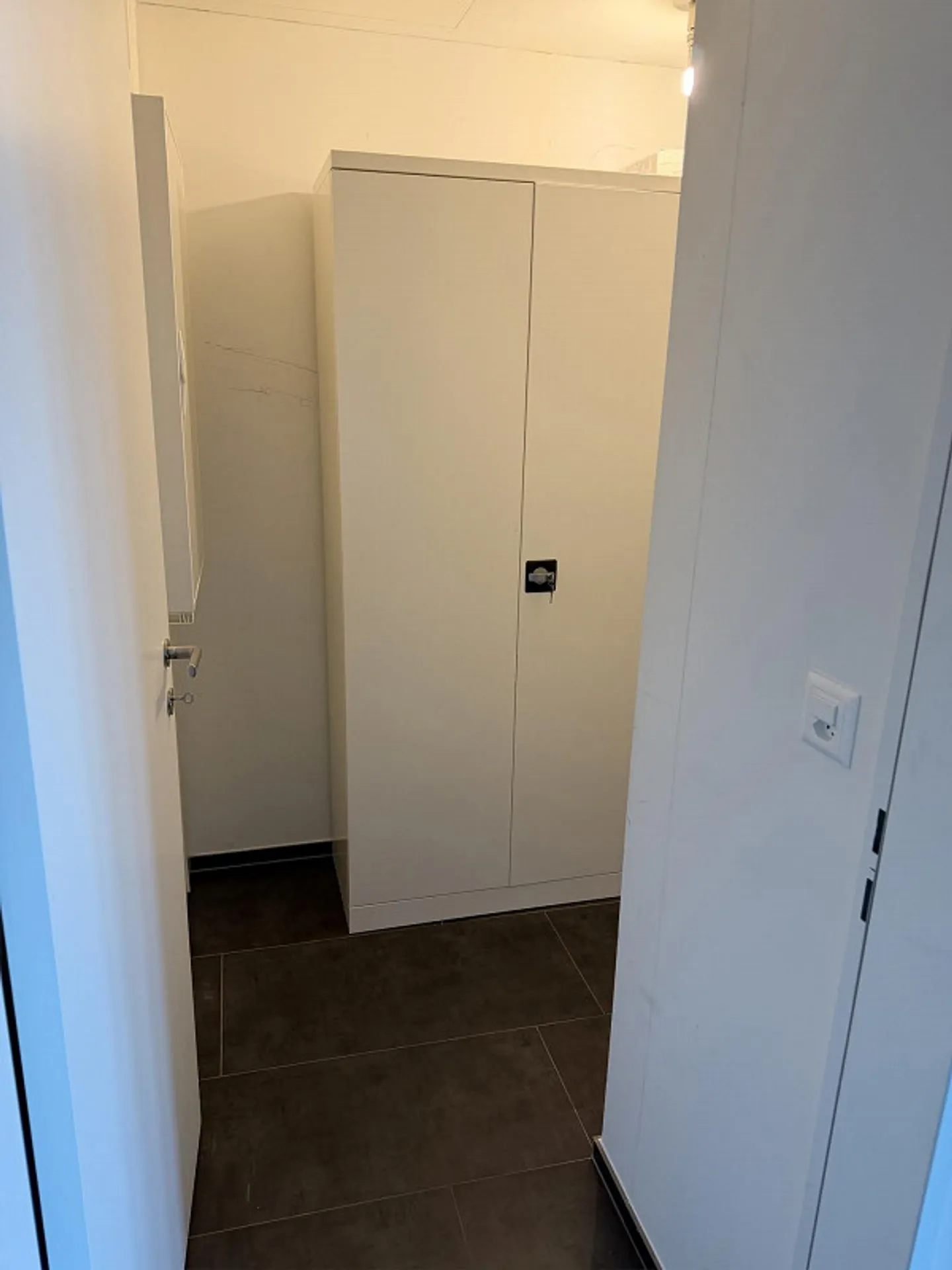 19th Floor - Exclusive City Apartment with Panoramic Views over Zurich - Photo 20 of 27