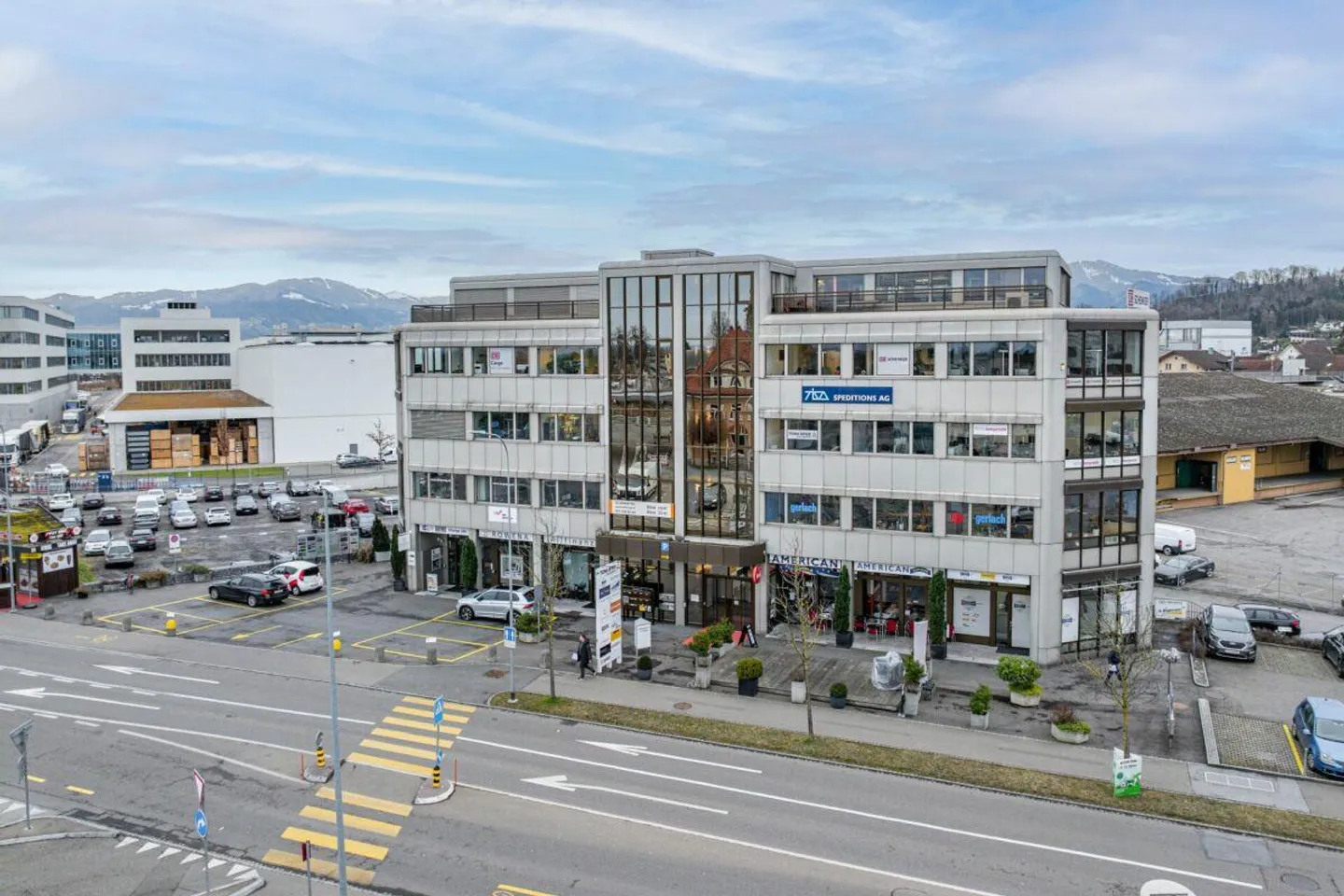 Gewerberäumlichkeiten - Foto 2 von 11