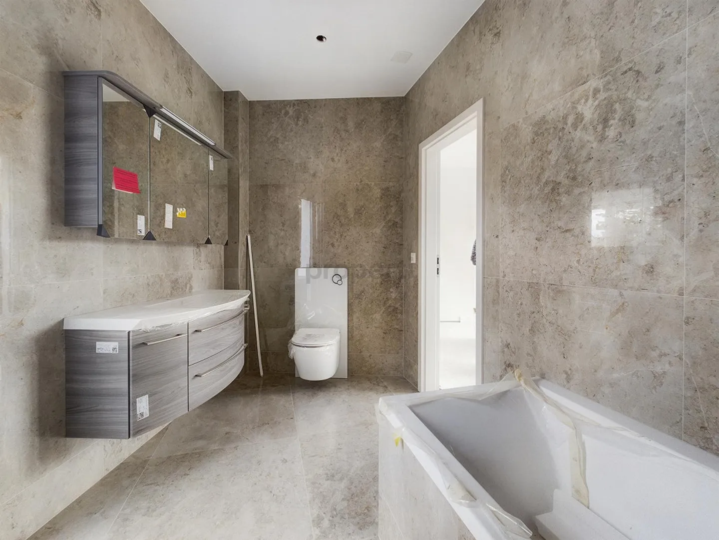 Moderno appartamento di 2,5 stanze nel quartiere idilliaco di Rheinhalden - Foto 7 di 11