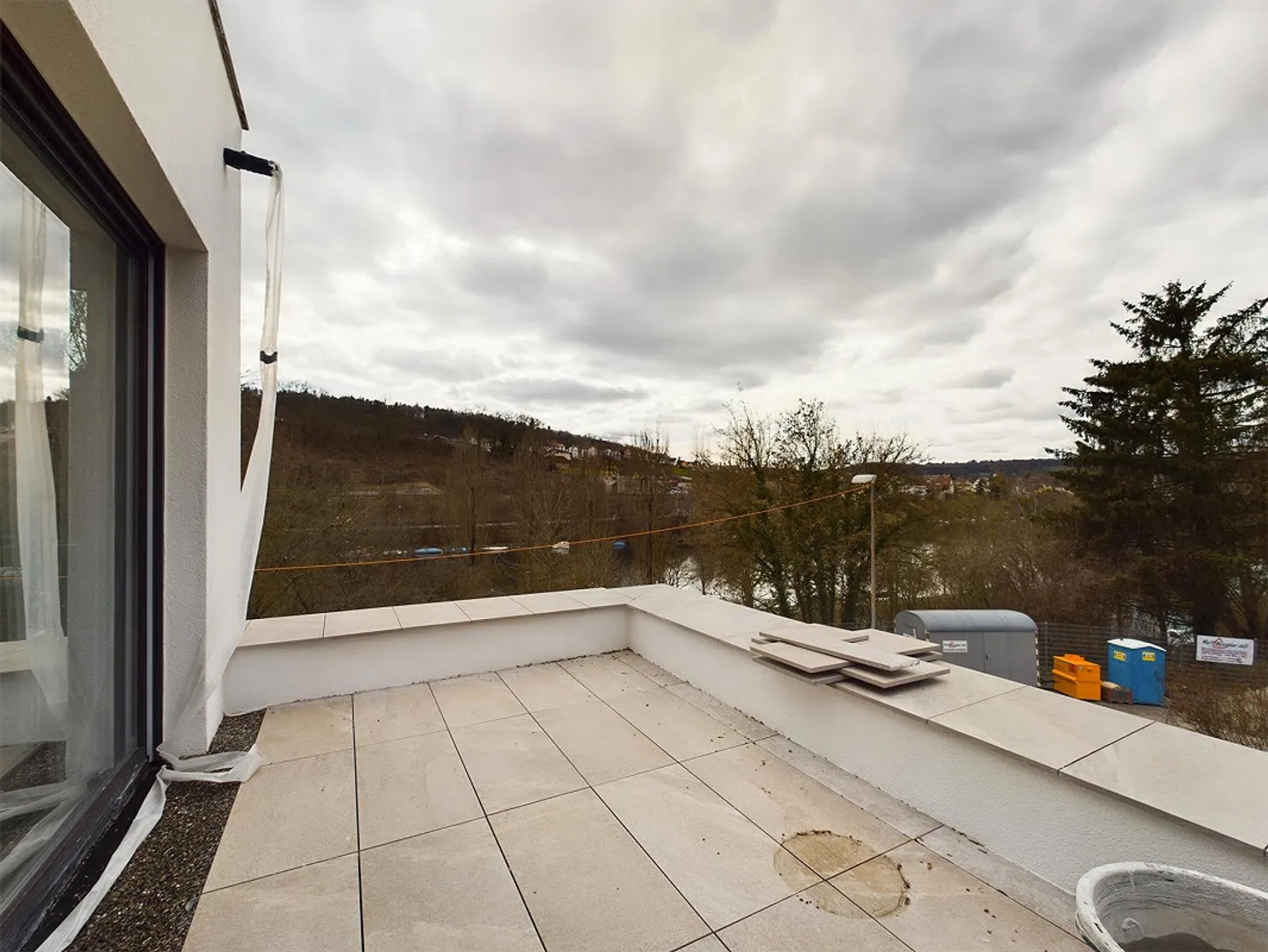 Moderno appartamento di 2,5 stanze nel quartiere idilliaco di Rheinhalden - Foto 8 di 11