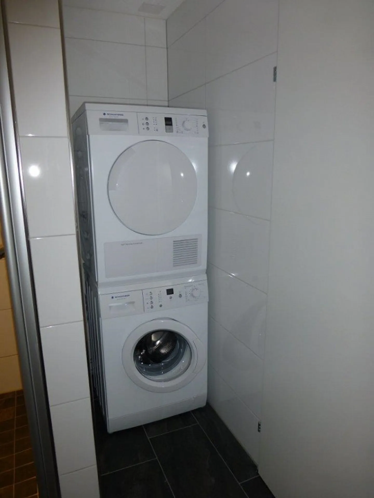 Spacious 4 1/2 room apartment in Schmitter West - Photo 10 of 22