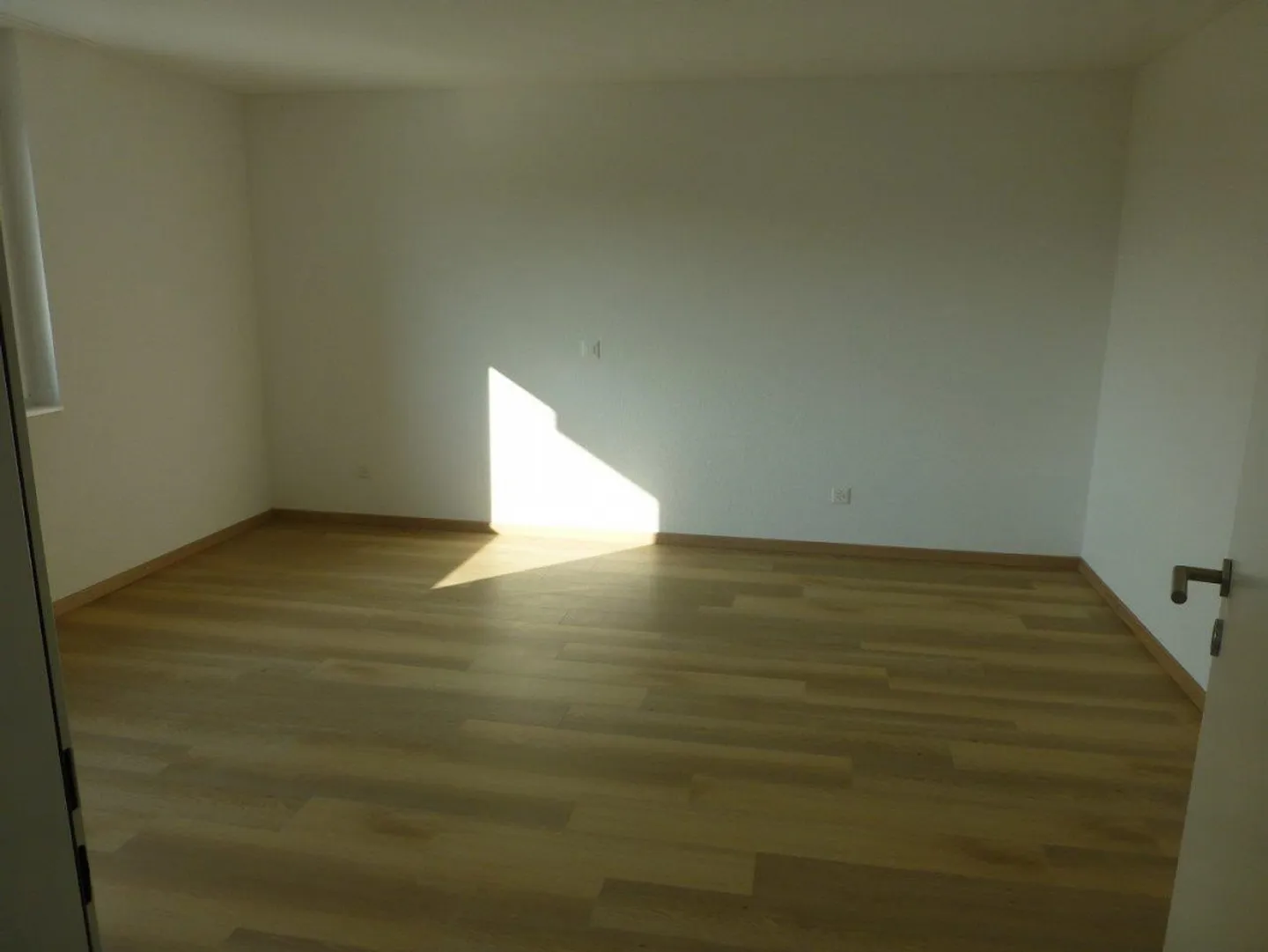 Spacious 4 1/2 room apartment in Schmitter West - Photo 11 of 22