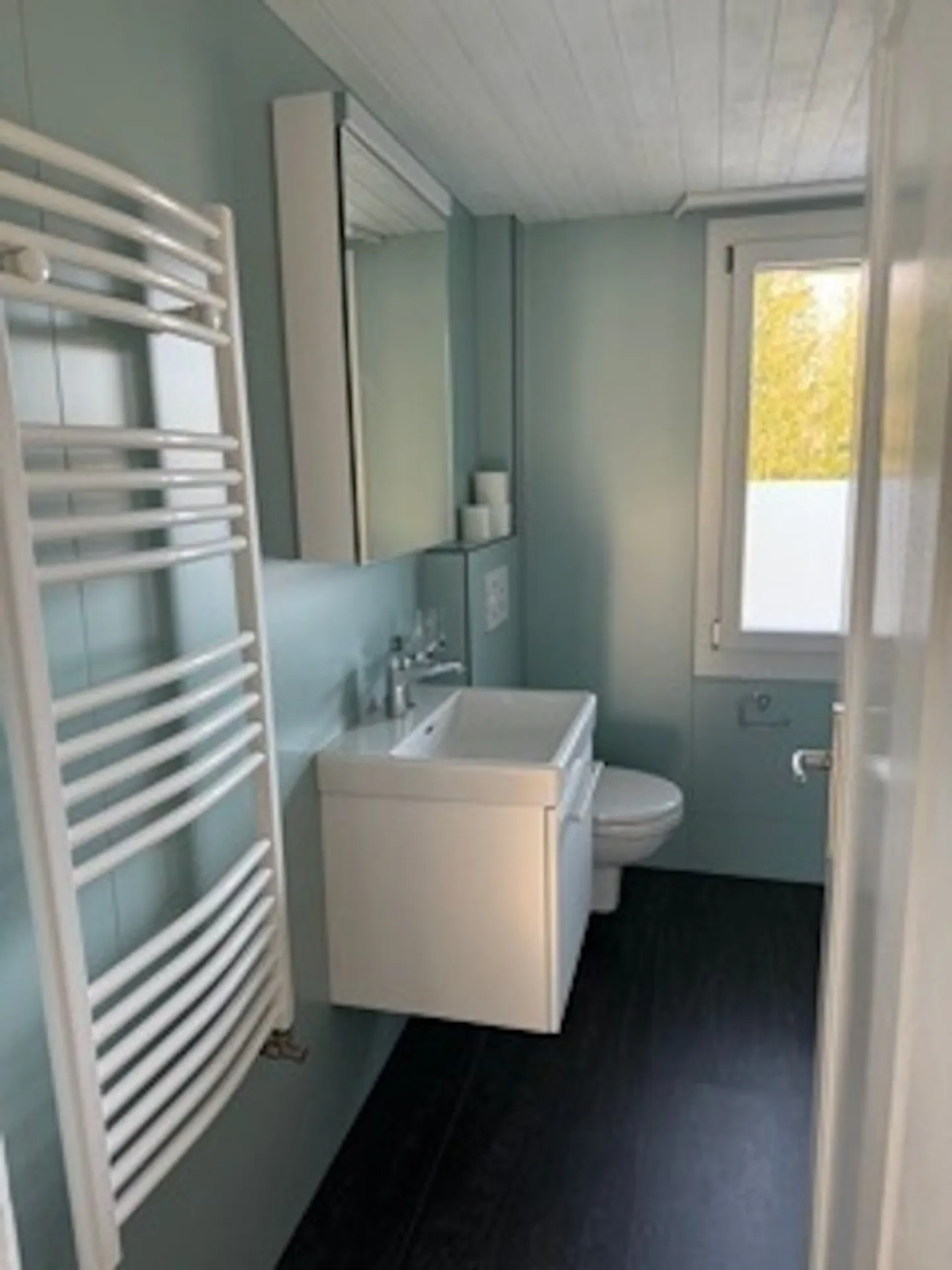 Camera condivisa arredata - Foto 6 di 8