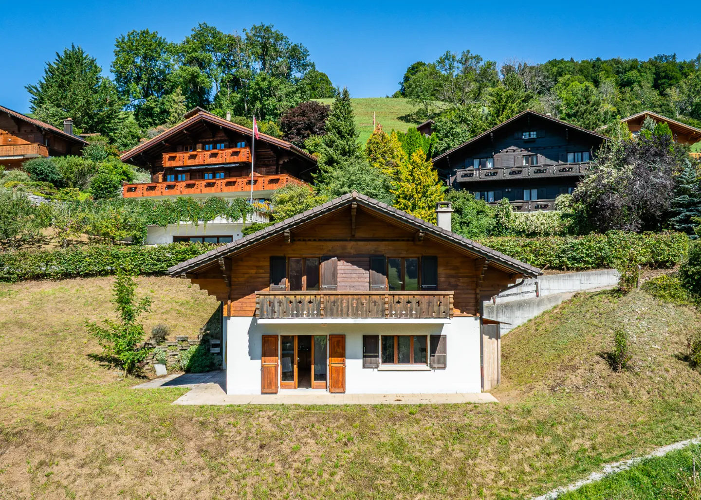 Un ambiente di vita unico: autenticità e panorama - Foto 3 di 11