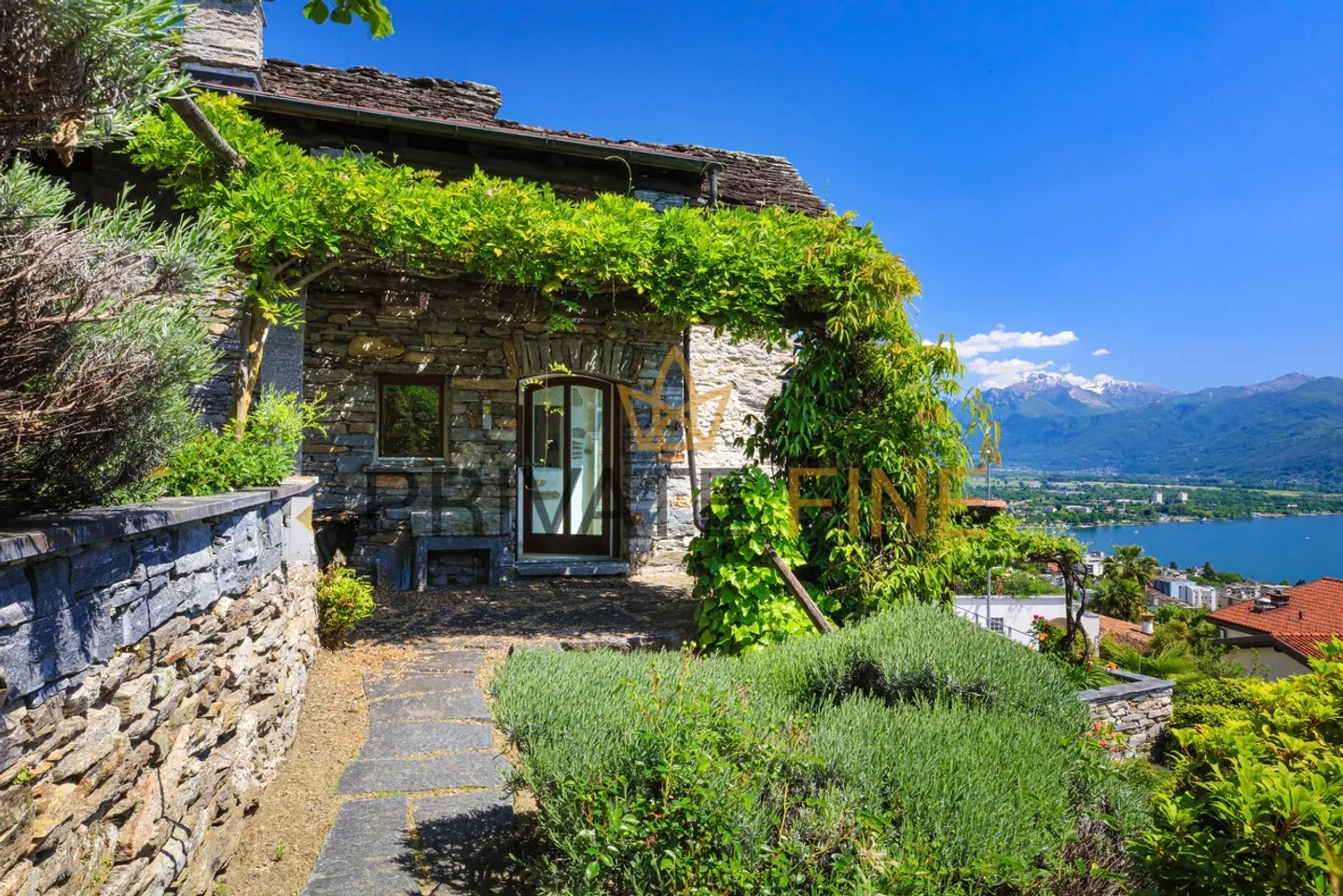 Vivere con vista: Casa principale elegante & Rustico affascinante (25) - Foto 3 di 14