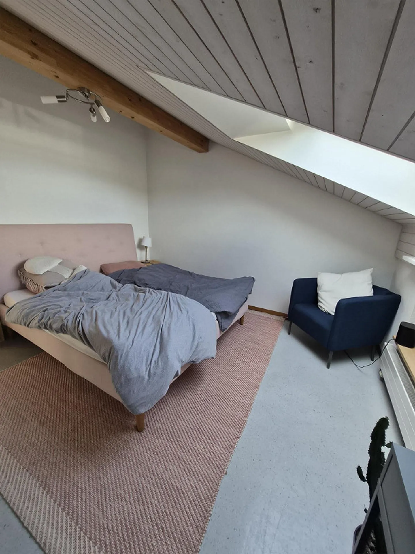 Appartamento luminoso di 4,5 stanze di 104 m2 - Foto 16 di 17