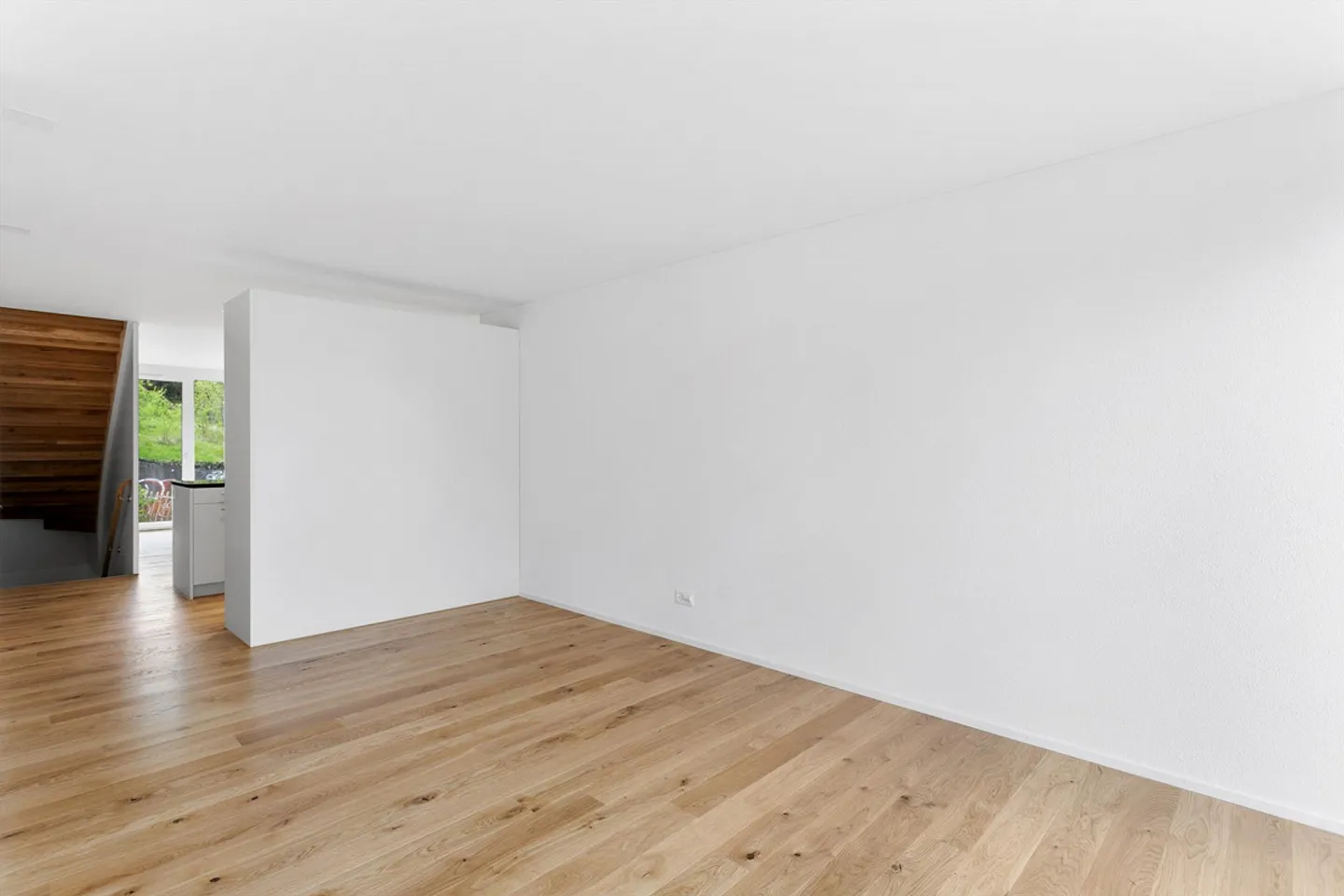Appartamento di 4,5 stanze di nuova costruzione nel quartiere di Bernrain, piano terra con un po' di vista sul lago - Foto 25 di 30