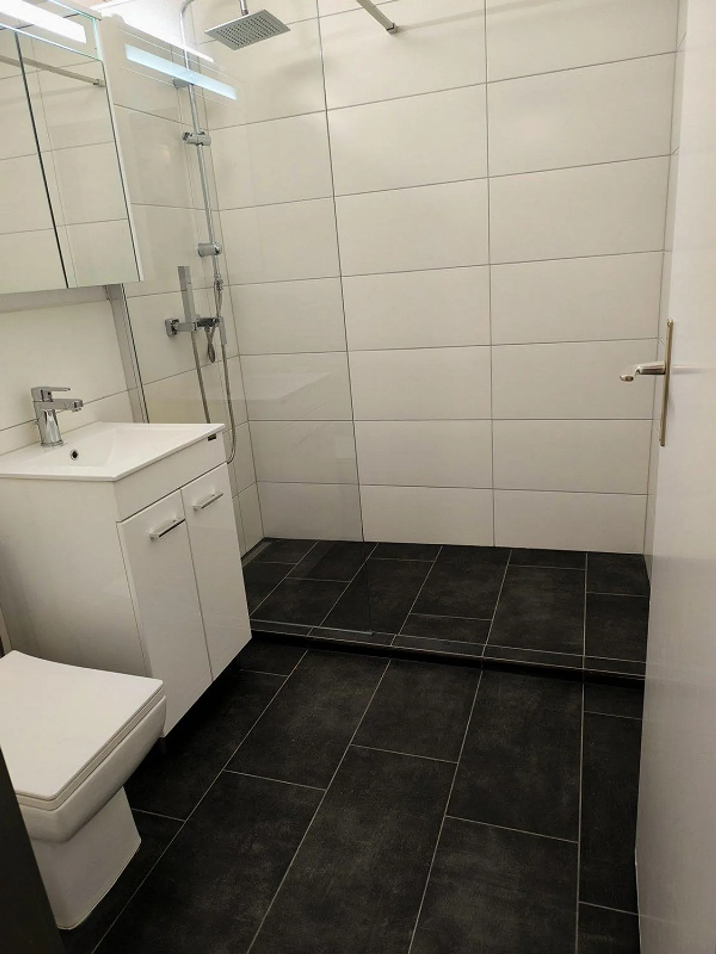 2.5 Zimmer mit Balkon - Foto 3 von 6