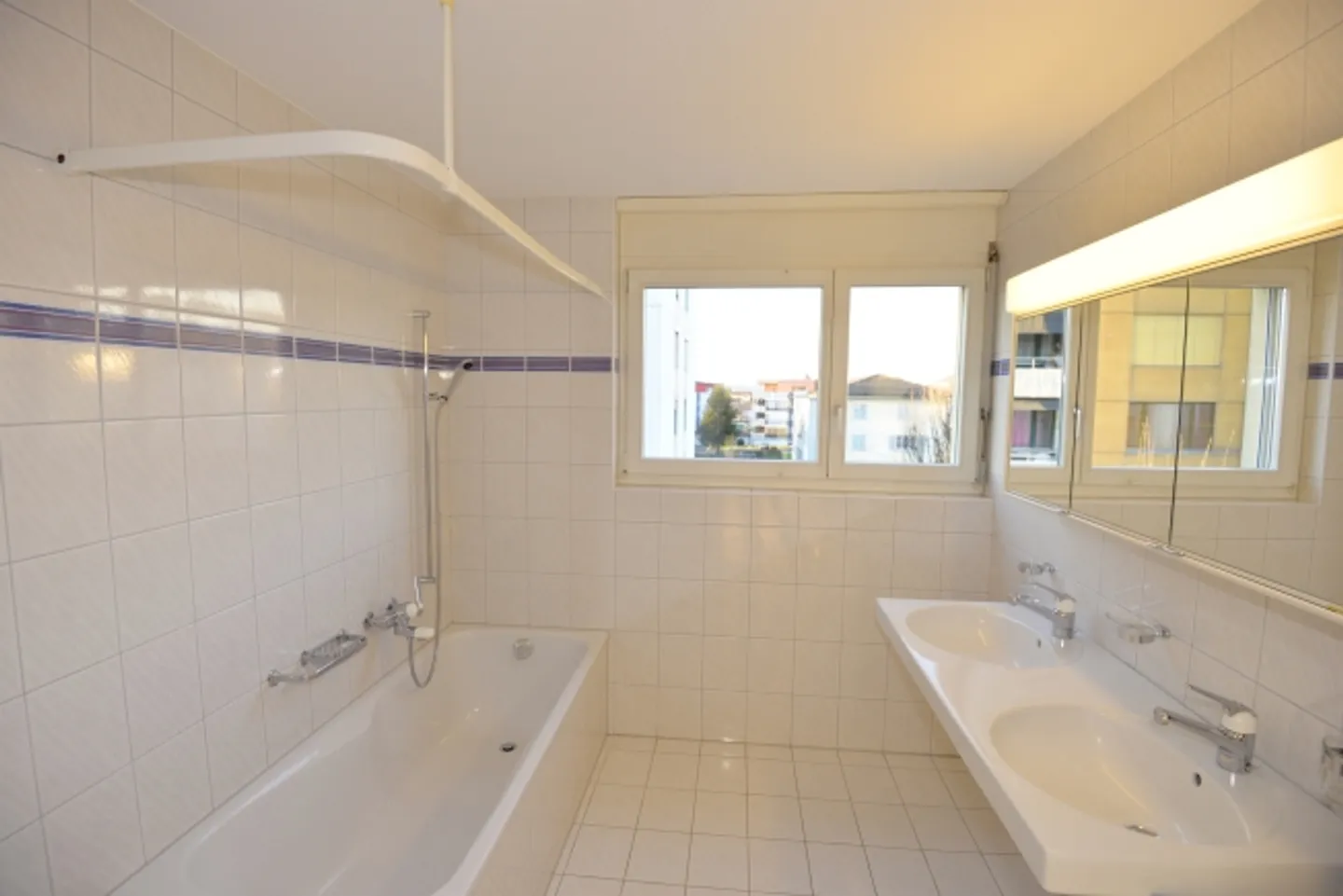 Charmant appartement 3.5 pièces - Photo 8 sur 10