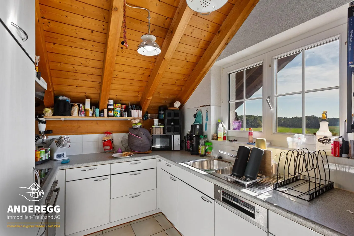 Sunny Detached House with Apartment and Unobstructed Alpine Panorama - Photo 11 of 14