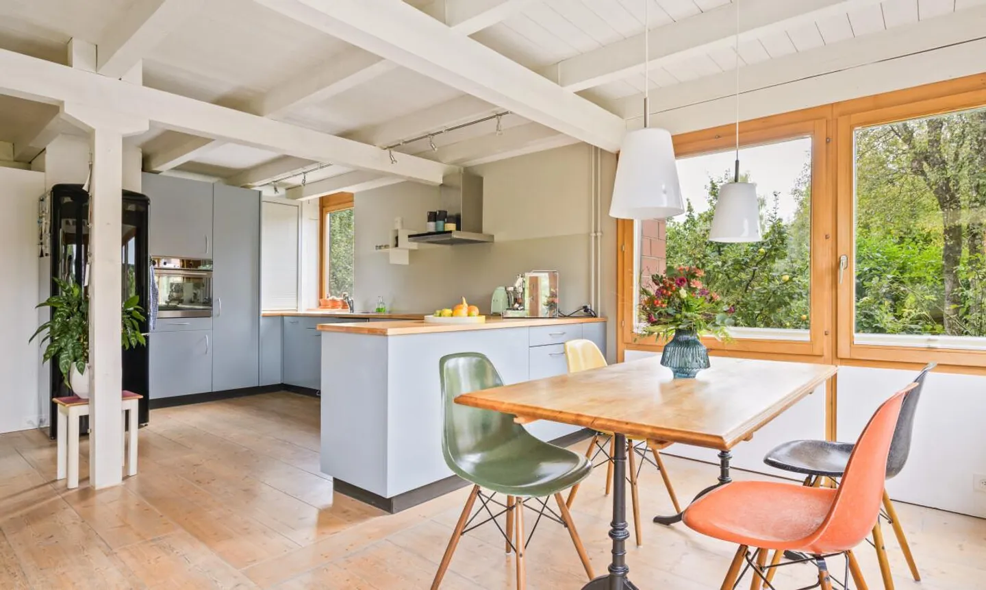 Casa angolare Mönchaltorf - Foto 7 di 13