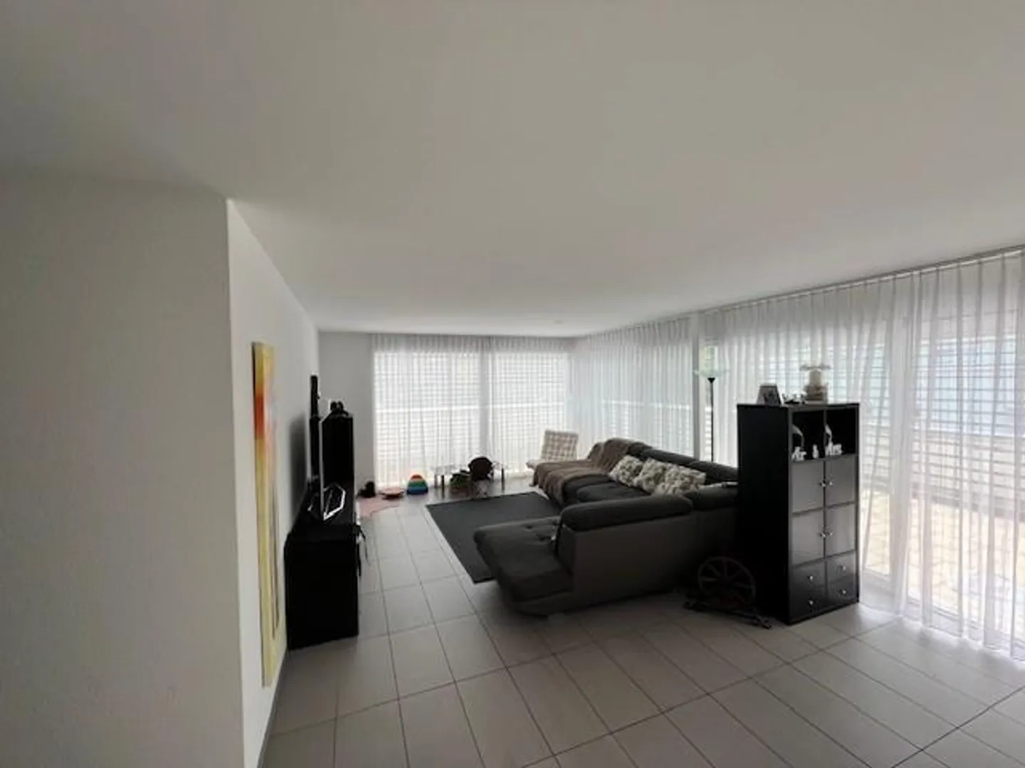 4½ Room Attic Apartment in Schützengartenpark Oberuzwil - Photo 4 of 12