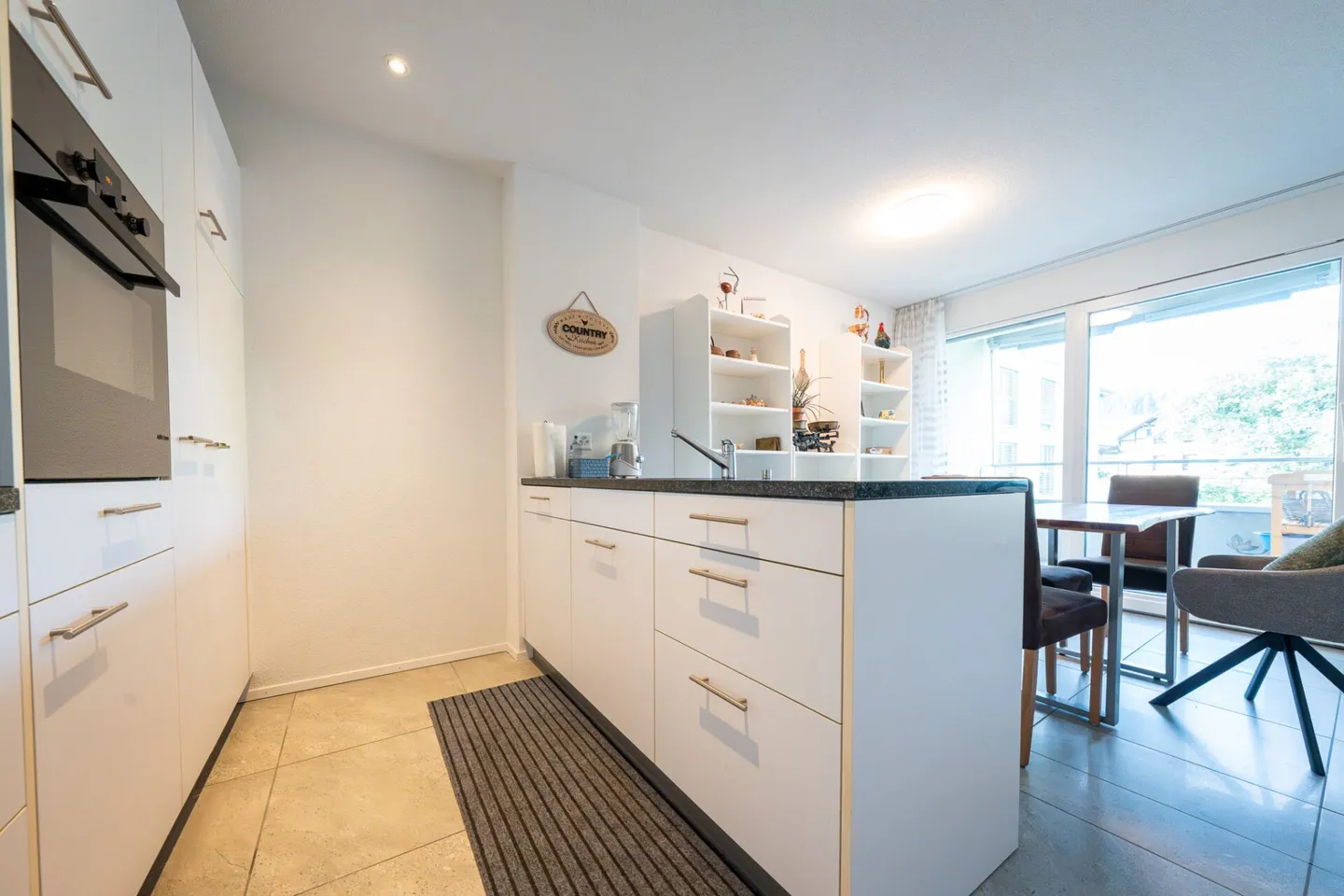 Moderne Wohnung in Langnau - Foto 3 von 11