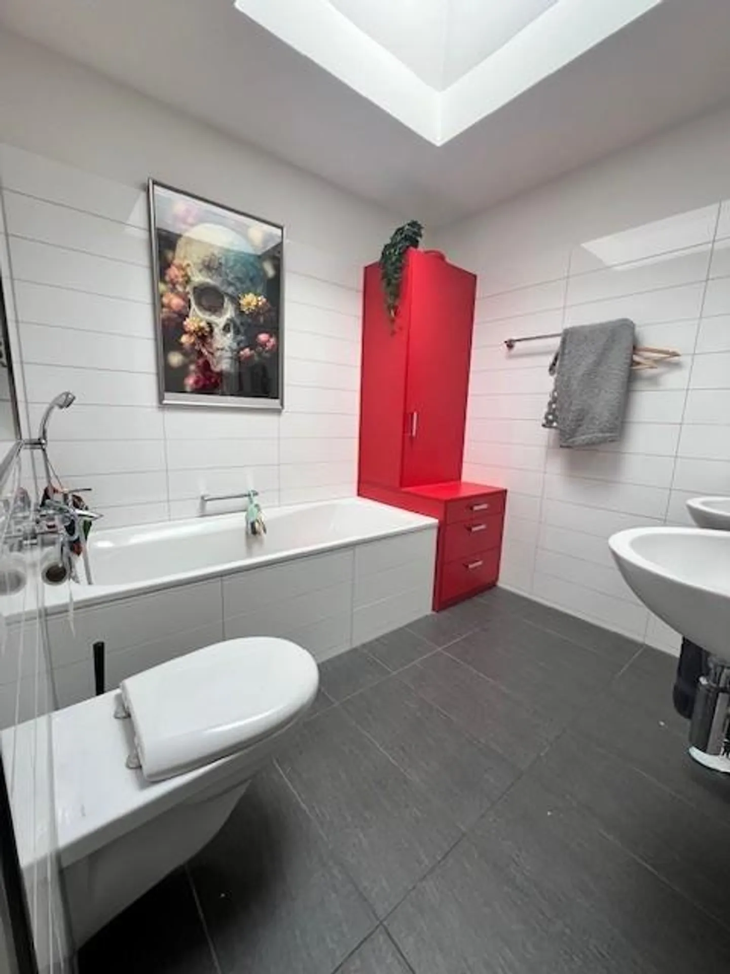 4½ Room Attic Apartment in Schützengartenpark Oberuzwil - Photo 5 of 12