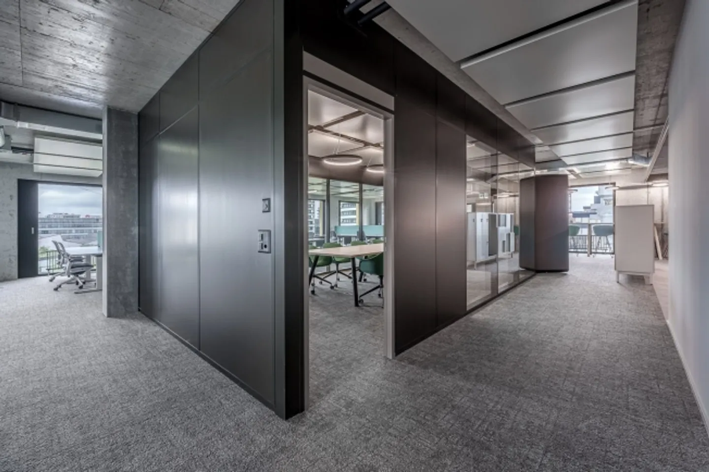 Lavorare in una nuova galassia - spazio ufficio completamente attrezzato nel COSMOS! - Foto 8 di 13