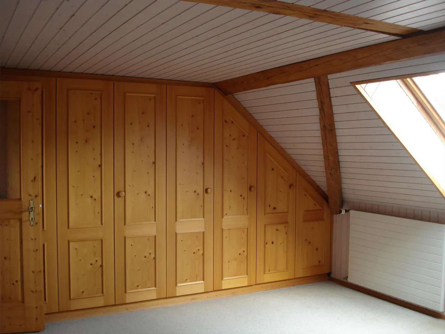 Zu Vermieten heimelige 3 1/2 Zimmer Dachwohnung - Foto 15 von 16