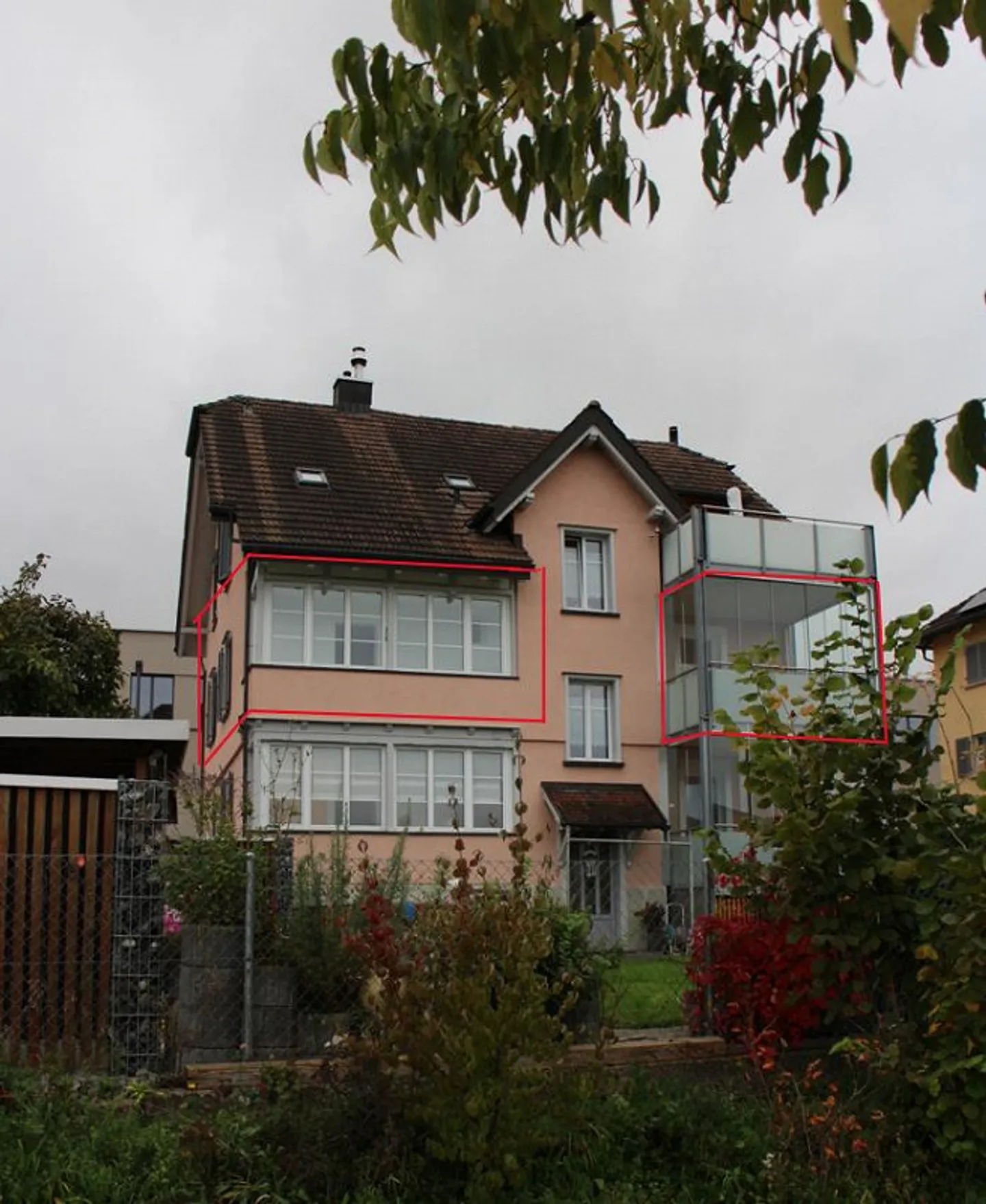 Zentral gelegene Altbauwohnung mit viel Charme und Seesicht in Goldach - Foto 1 von 16