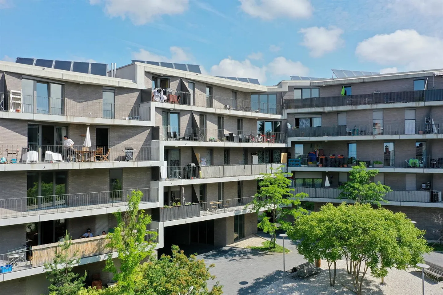 Appartement Contemporain en Zone Familiale - Photo 2 sur 2