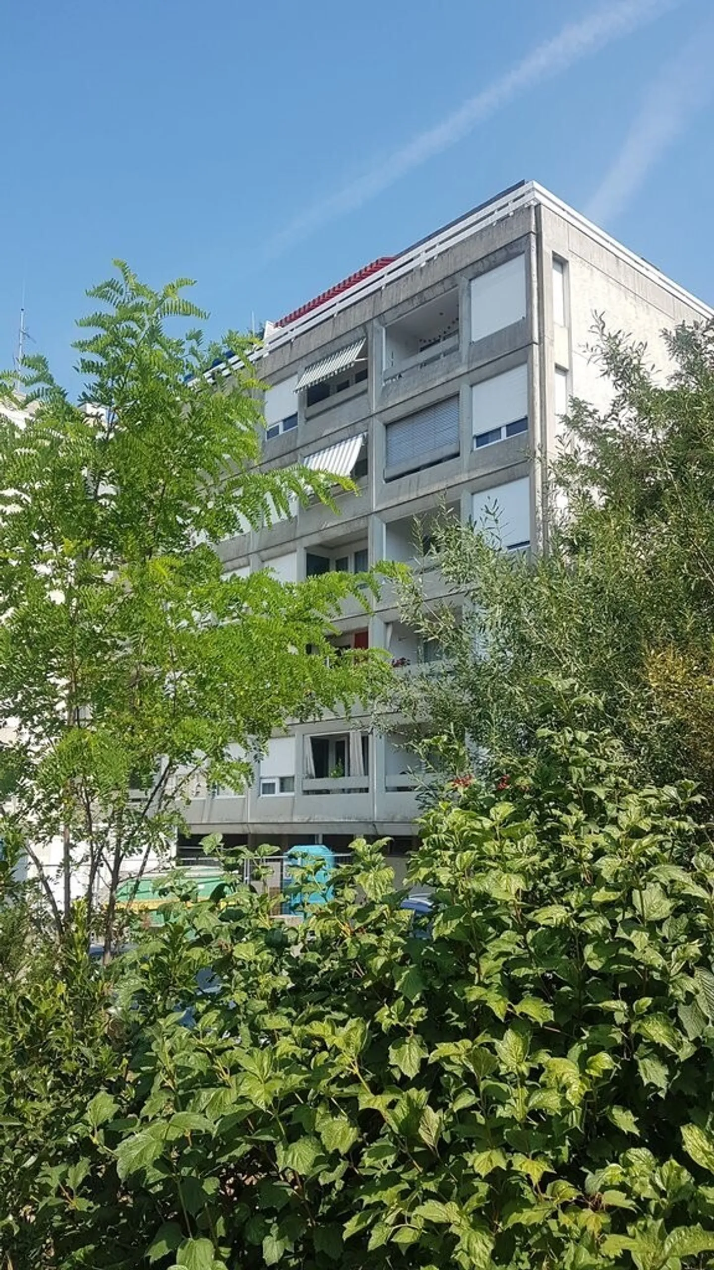 Place de parc extérieure à Meyrin - Photo 1 sur 1