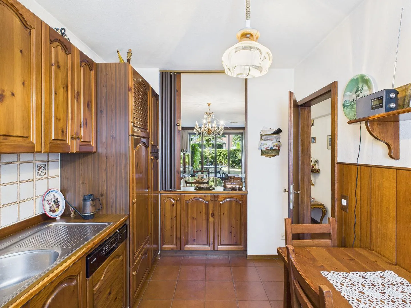 Casa unifamiliare di 5 locali con giardino e piscina condominiale | Einfamilienhaus mit 5 Zimmern, Garten und Gemeinschaftspool - Foto 12 di 13