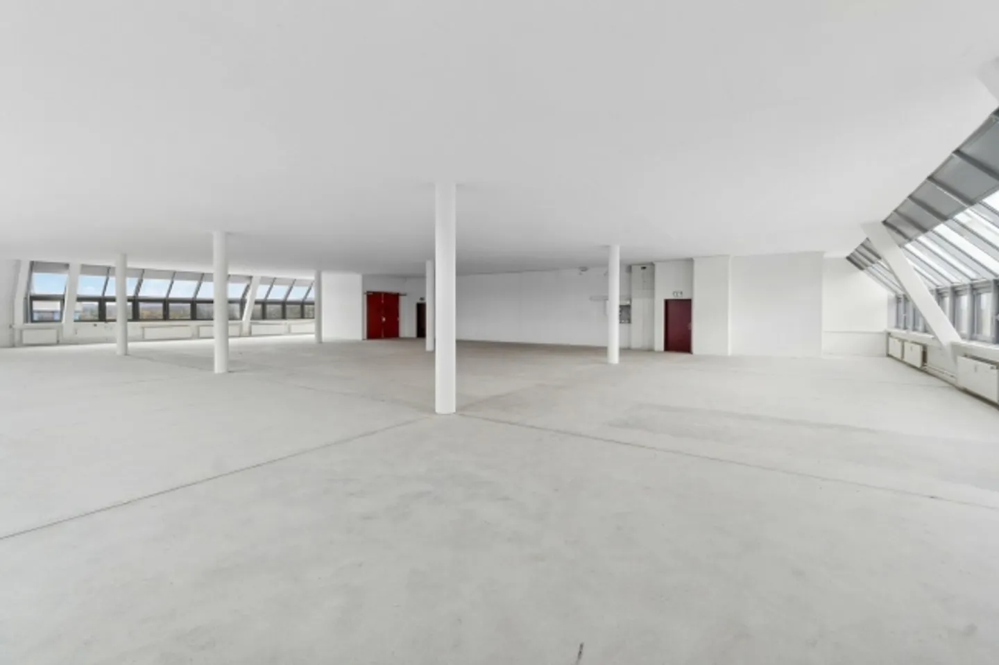 Mischgenutztes Gebäude mieten - Foto 6 von 7