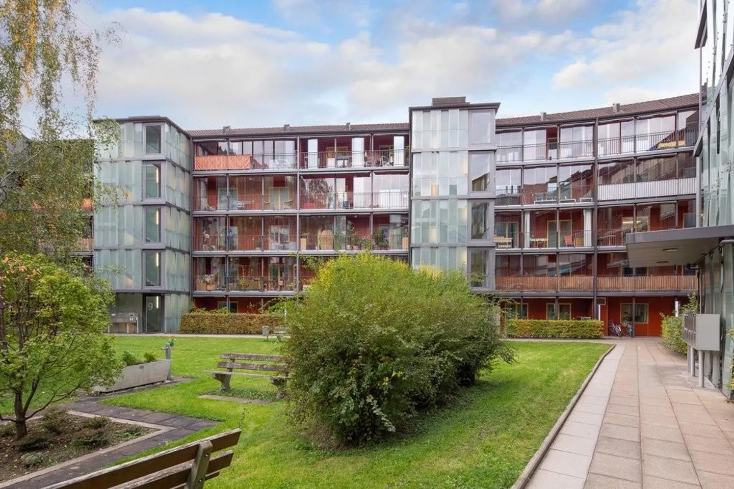 Living directly at the station Chur! - Photo 1 of 12