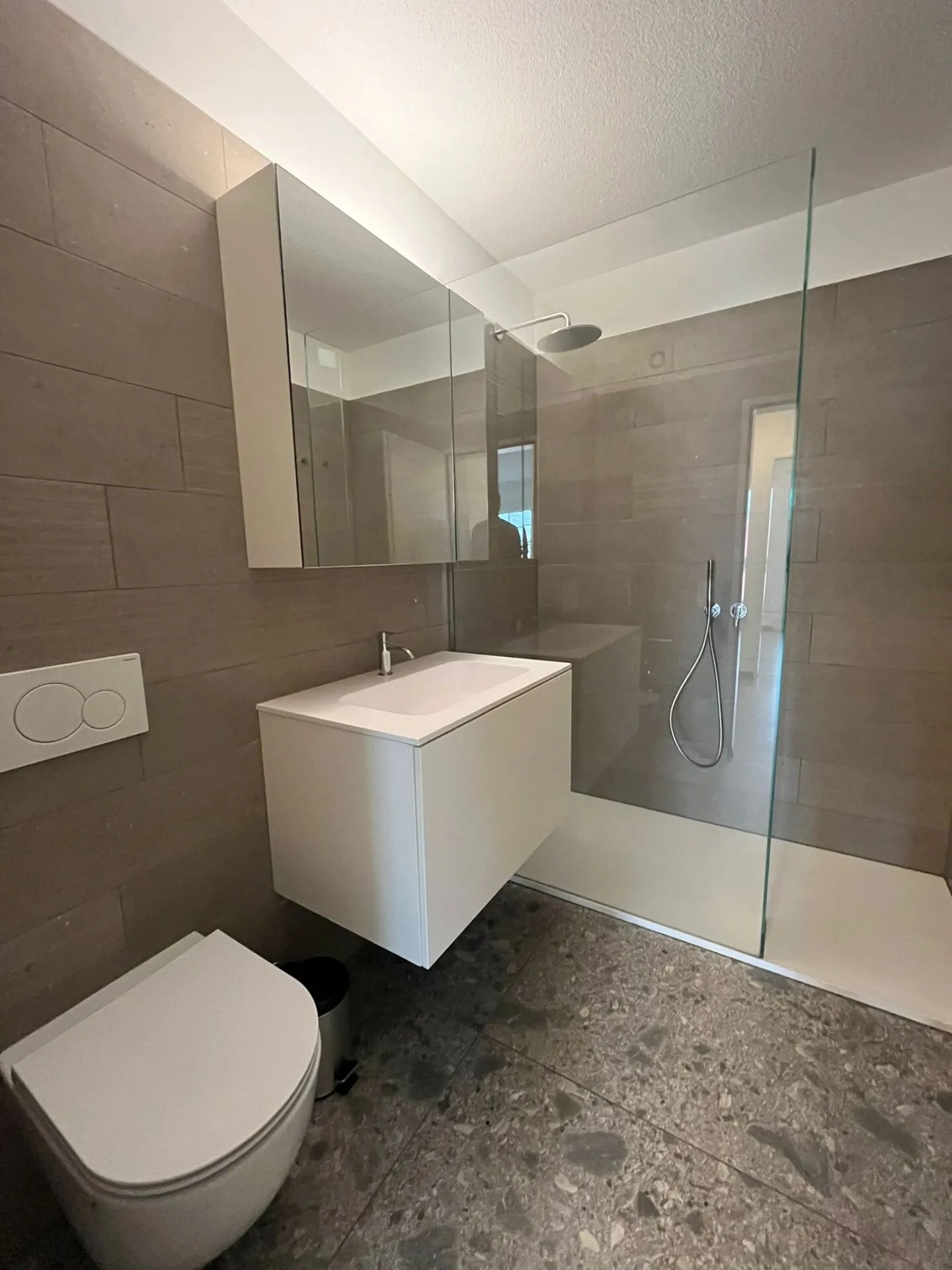 Studio apartment for rent in Locarno - Photo 4 of 4