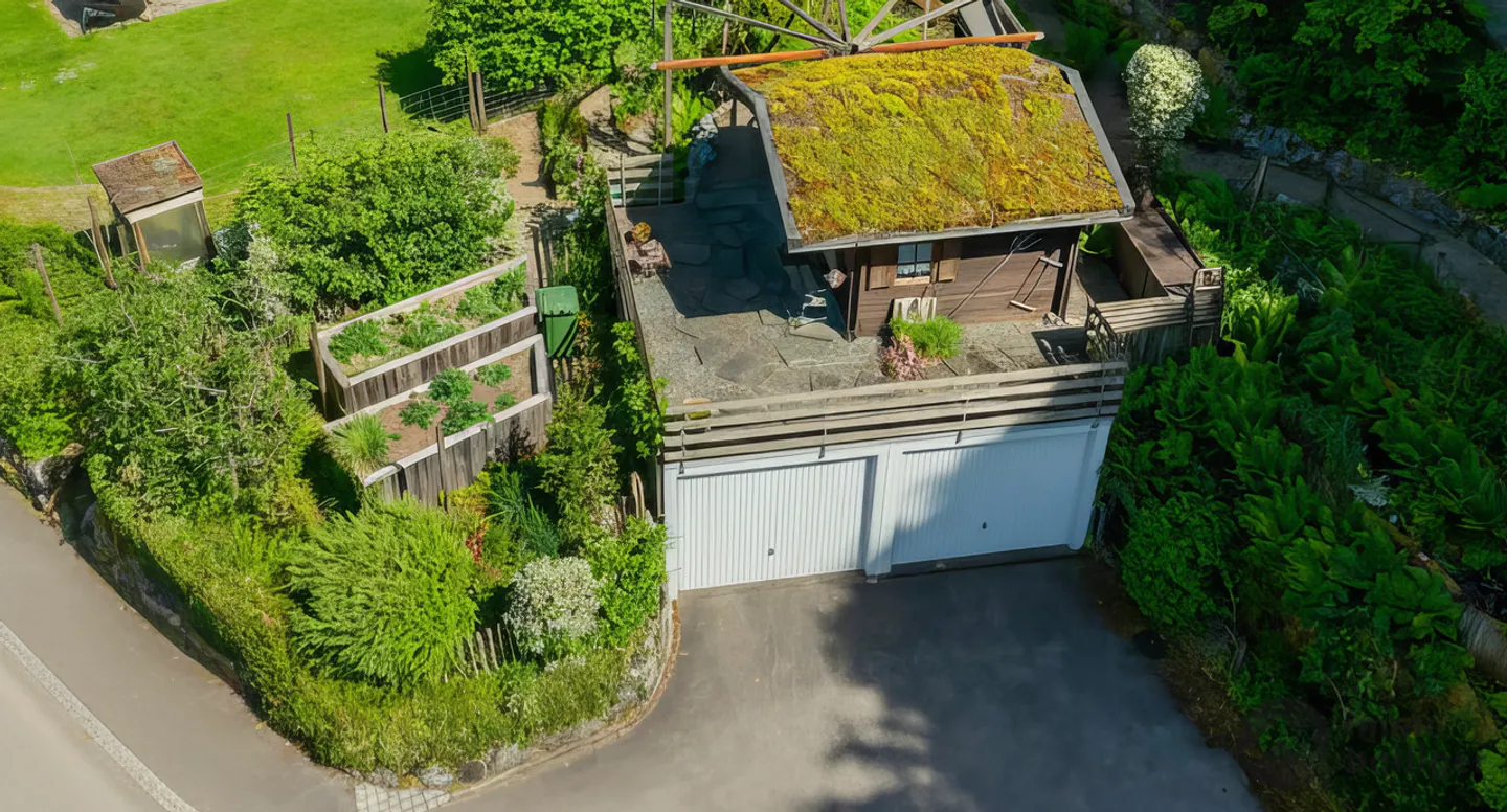 Vivere nel verde – Paradiso del giardino e foresta proprio davanti alla tua porta - Foto 11 di 13