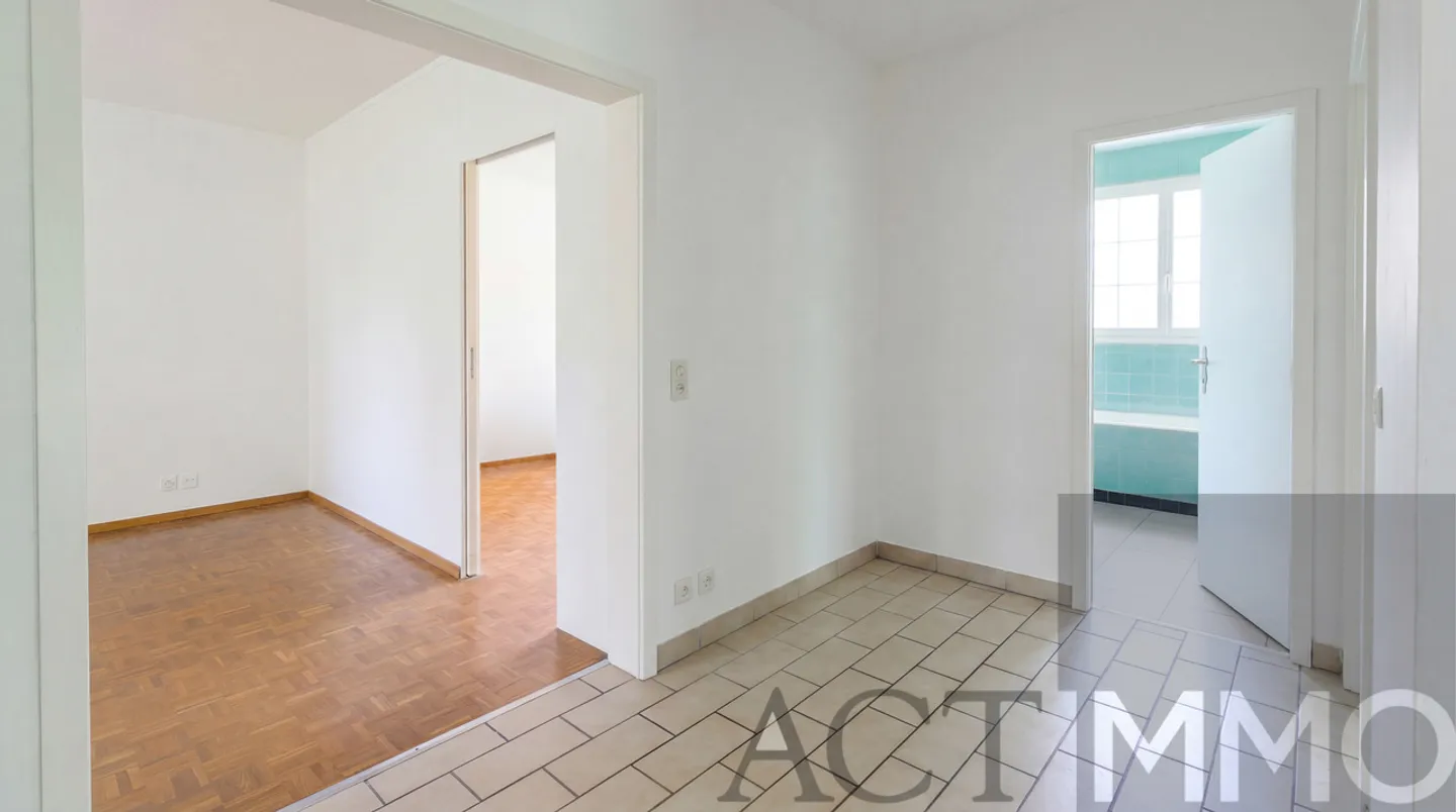 Maison Familiale Spacieuse - Photo 8 sur 9