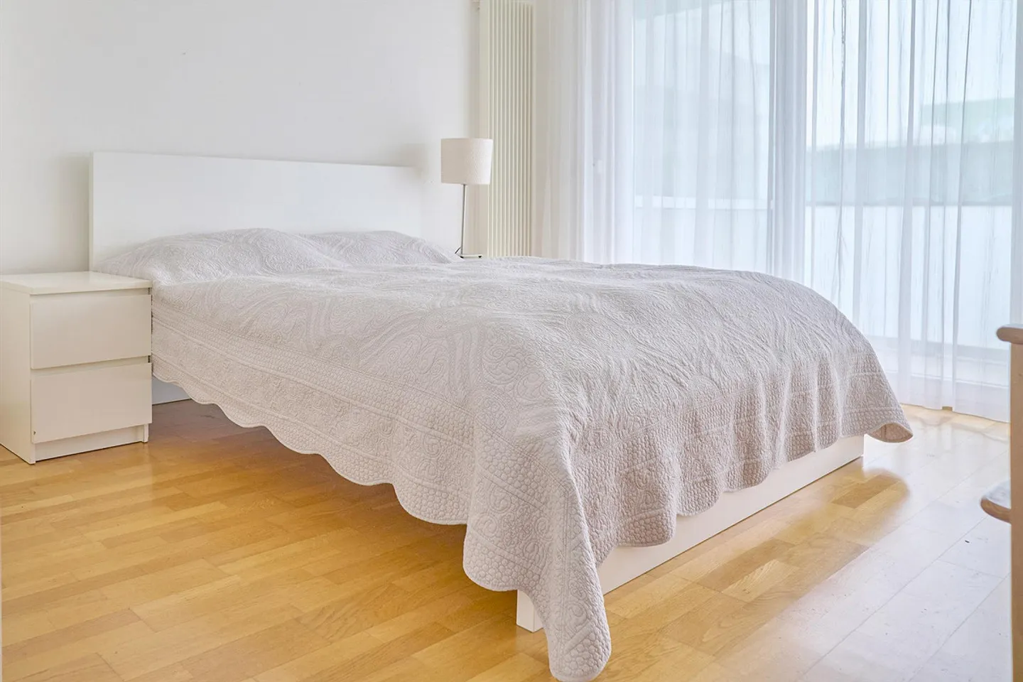 Appartement lumineux de 3 pièces avec garage et deux balcons - Photo 1 sur 9