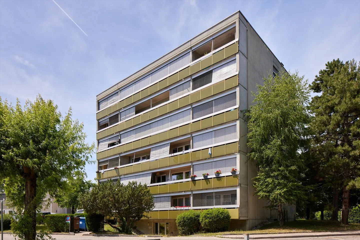 2.5 Room Apartment - Photo 1 of 3