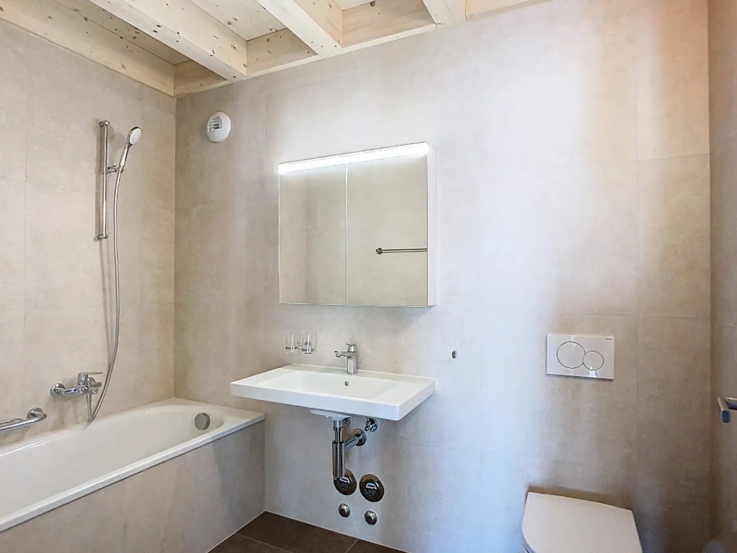 Appartement spacieux de 3,5 pièces à louer immédiatement ou à convenir - Photo 8 sur 11