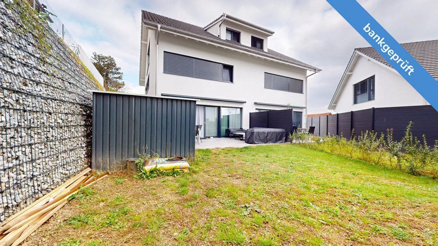 AgentSelly - Casa familiare moderna con grande giardino - Foto 12 di 13