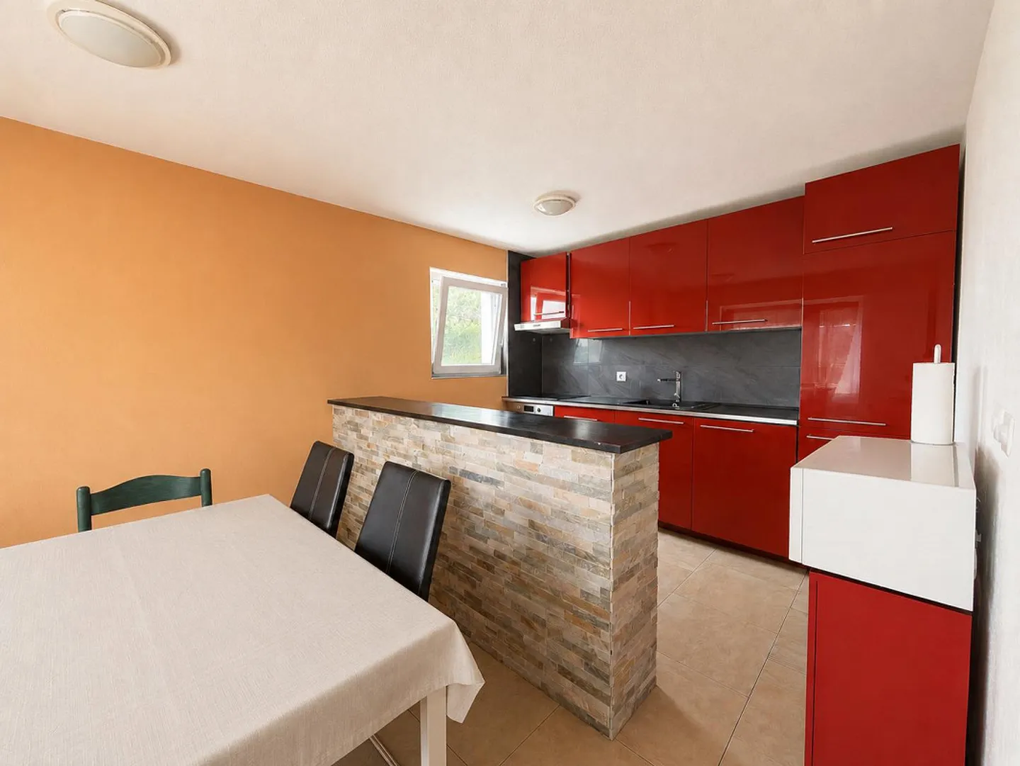 Helle 3.5-Zimmer-Wohnung mit Aussicht - Foto 3 von 13