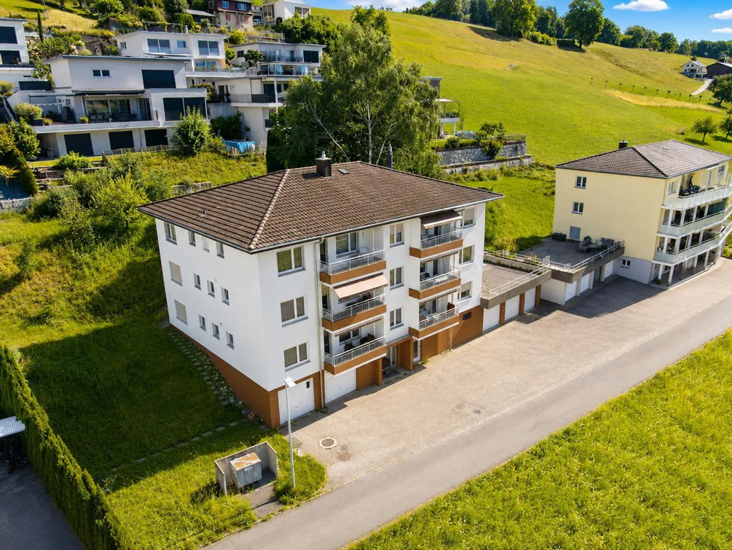Helle 3.5-Zimmer-Wohnung mit Aussicht - Foto 10 von 13
