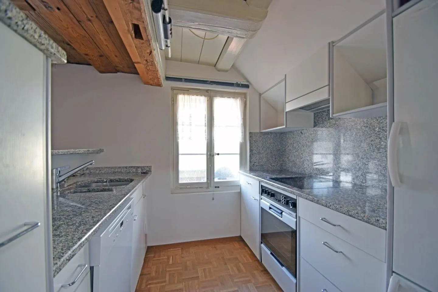 Maisonette-Wohnung im hübschen Städtchen Laupen - Foto 3 von 7