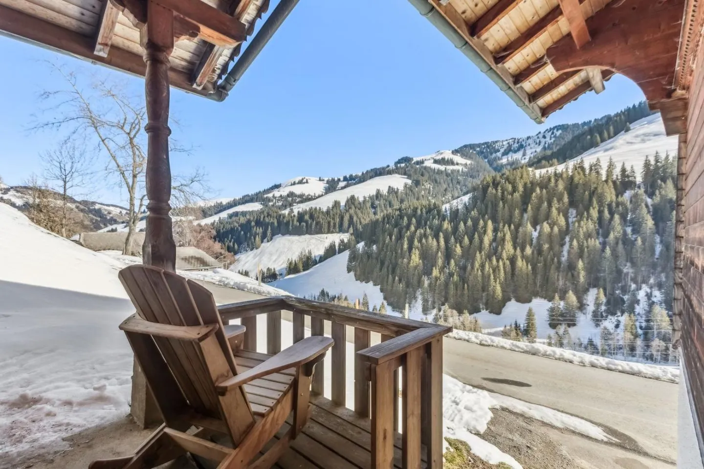 Charming Holiday Chalet - Photo 8 of 8