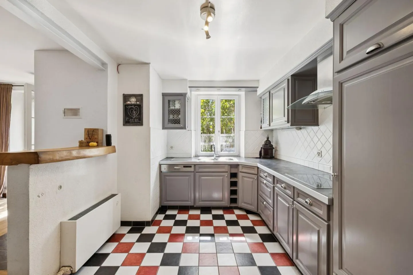 Casa di villaggio caratteristica, potenziale locativo ed estensivo - Foto 6 di 12