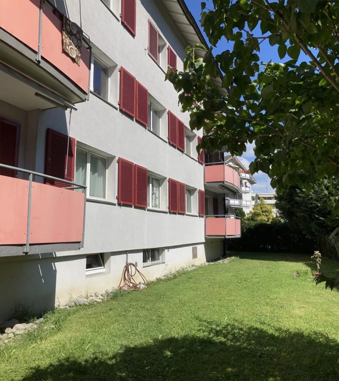 Appartamento familiare con custode part-time - Foto 1 di 8