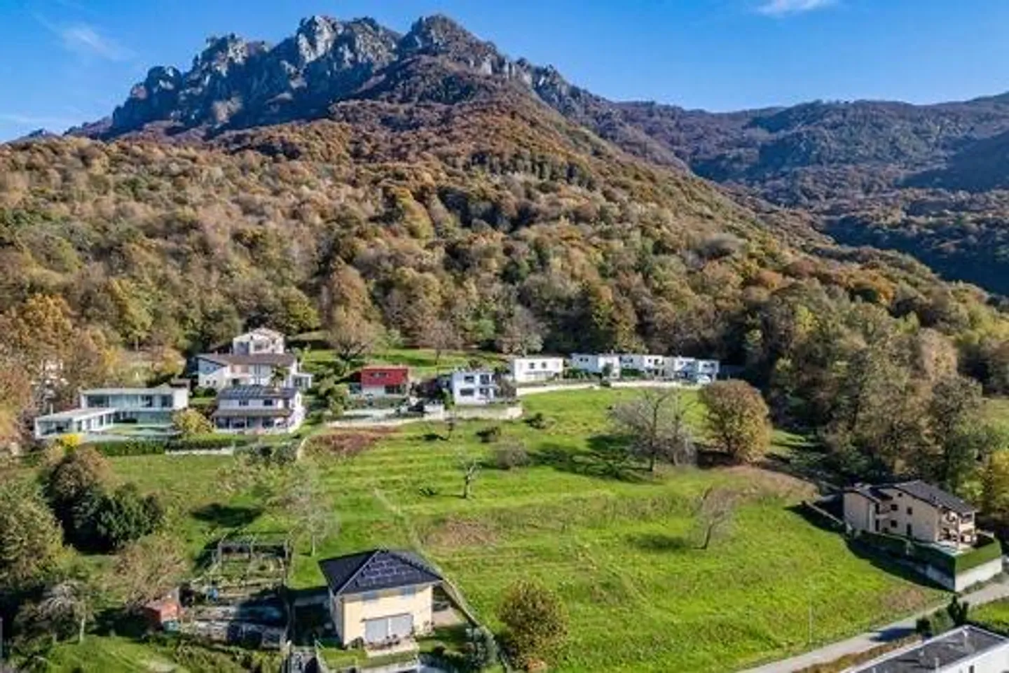 «6 Zimmer Villa» - Foto 2 di 3