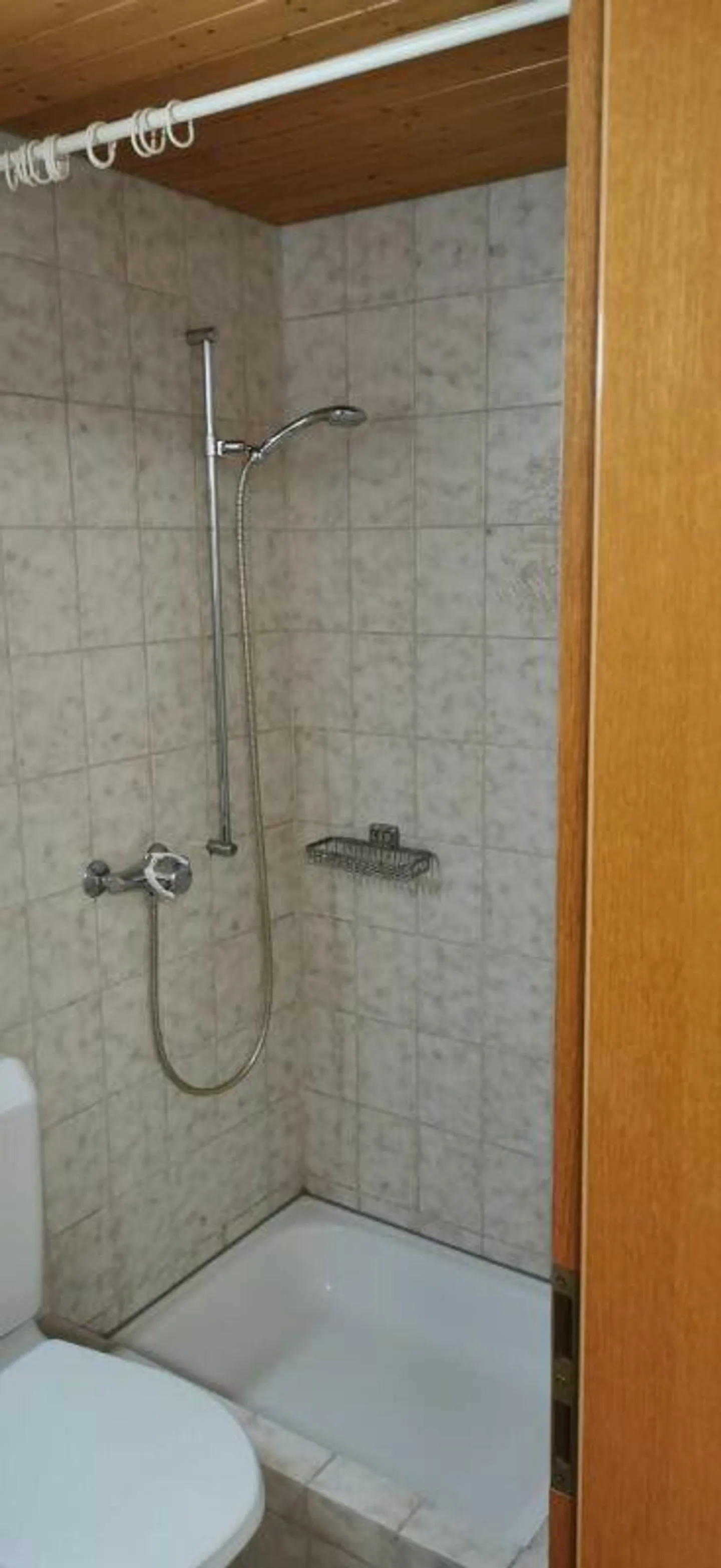 appartamento pratico con 1 camera - Foto 4 di 5