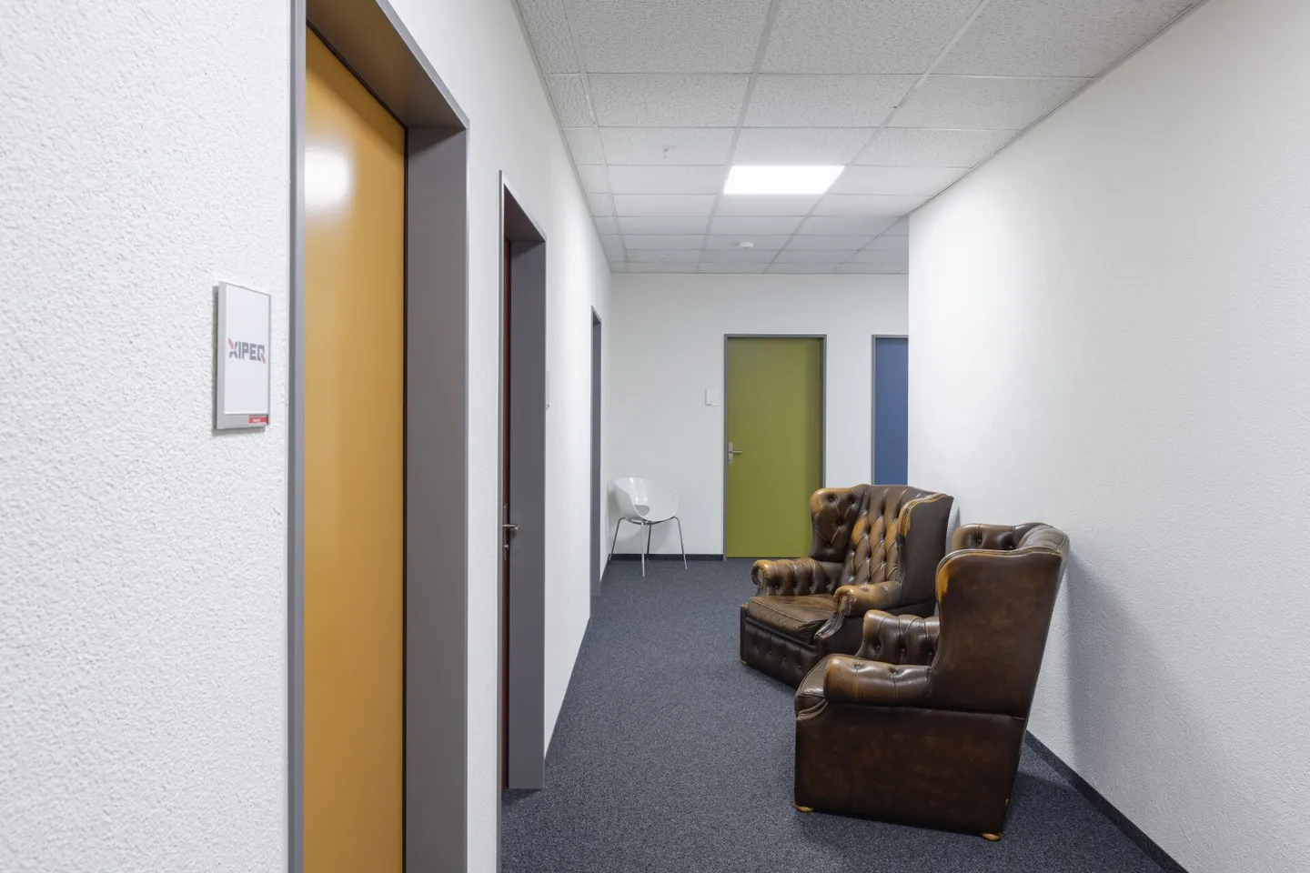Ufficio moderno di 53 m2 direttamente alla deviazione sud-ovest di Brugg - Foto 5 di 7