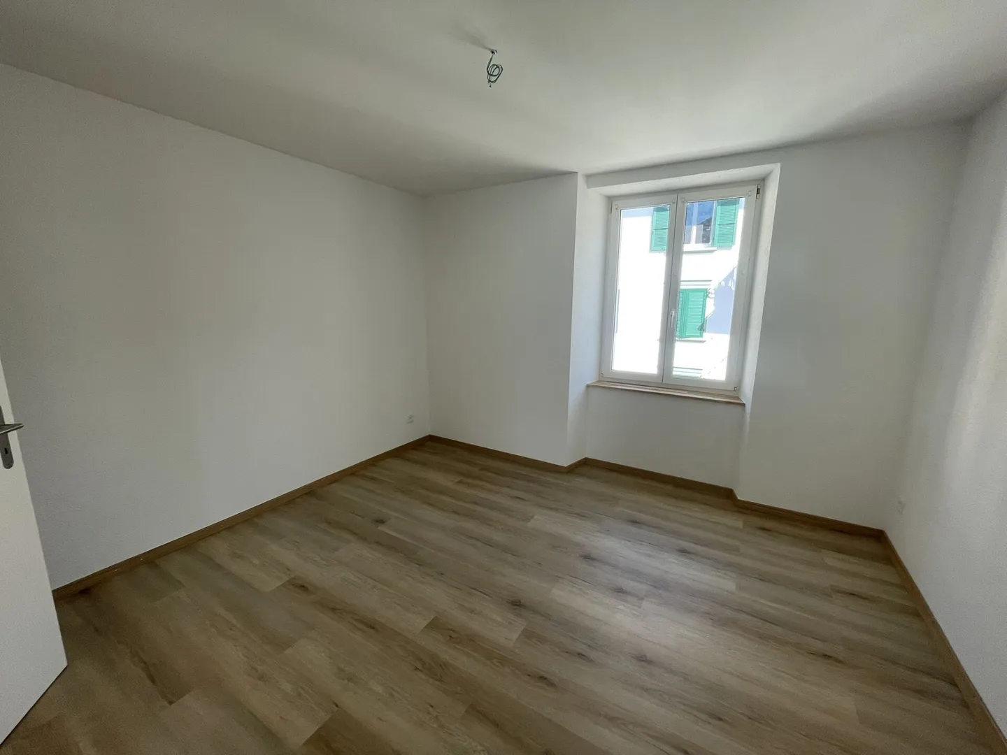 Modernes Apartment mit Balkon - Foto 7 von 9