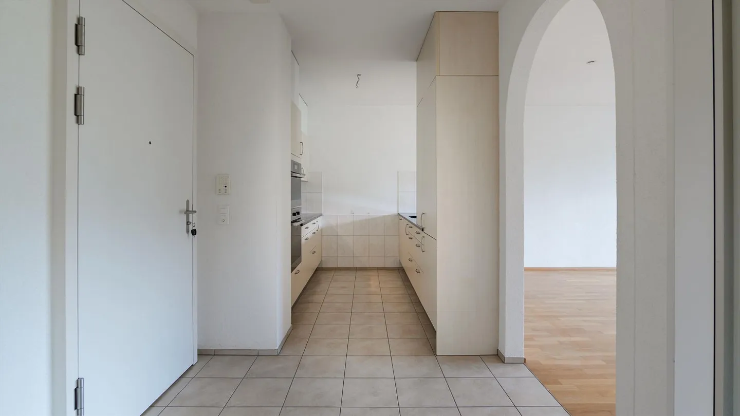 Beautiful 2.5 Room Apartment in Zurich - Photo 7 of 9