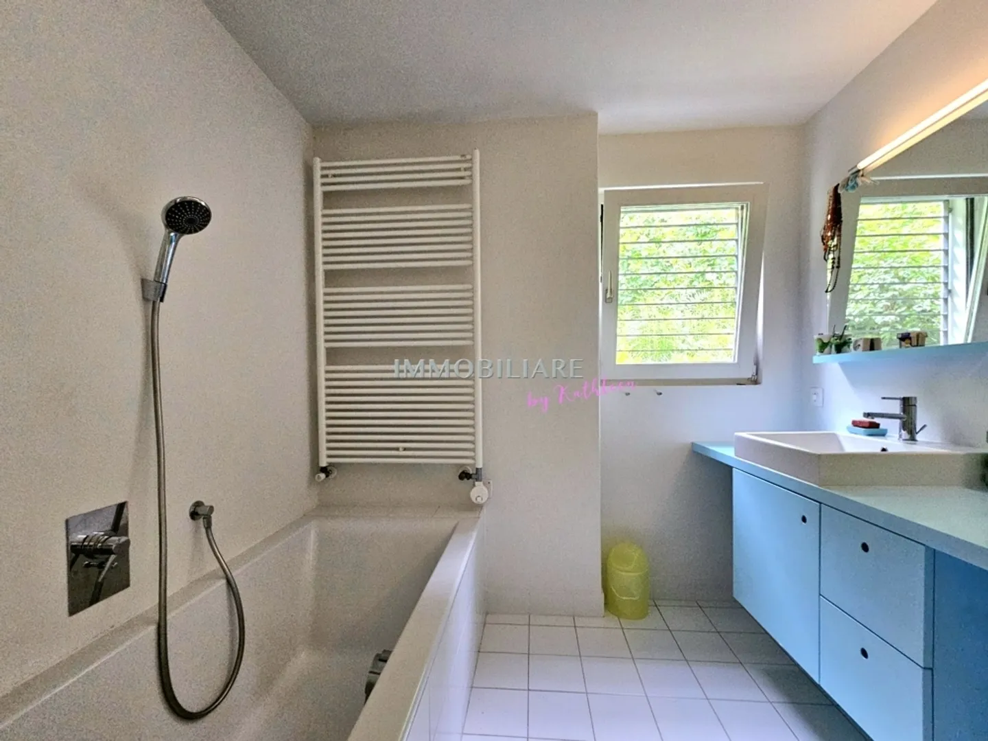 Ein besonderer Rückzugsort inmitten der Reben: saniertes Tessiner Haus - Foto 13 von 13