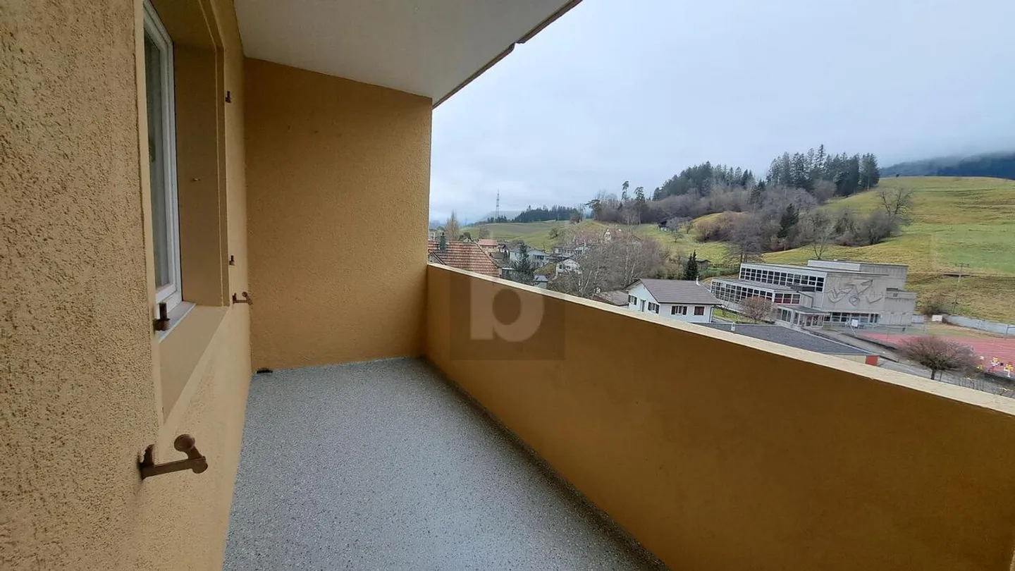 SPACIOUS AND MODERN - Photo 1 of 5