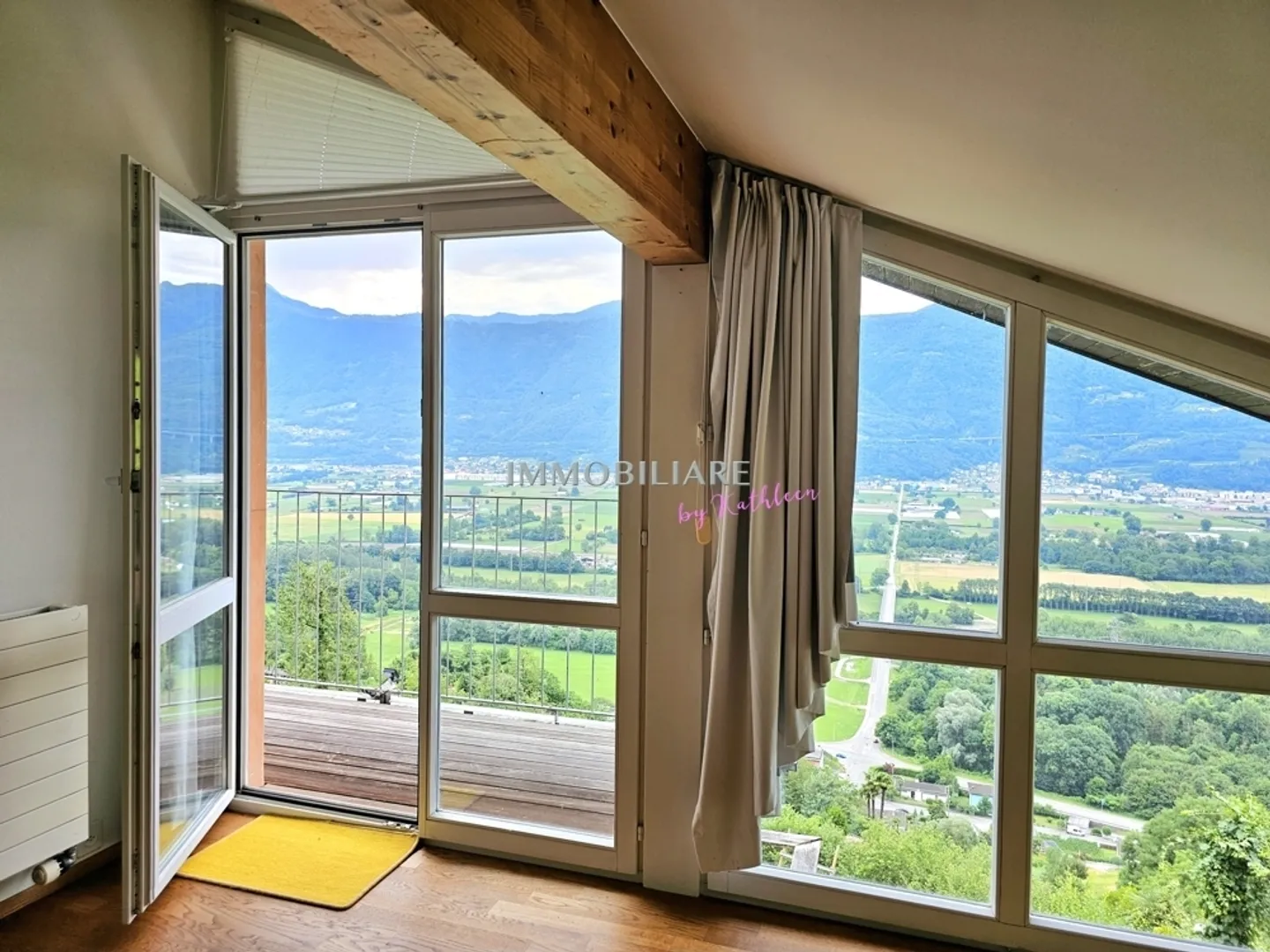 Ein besonderer Rückzugsort inmitten der Reben: saniertes Tessiner Haus - Foto 11 von 13