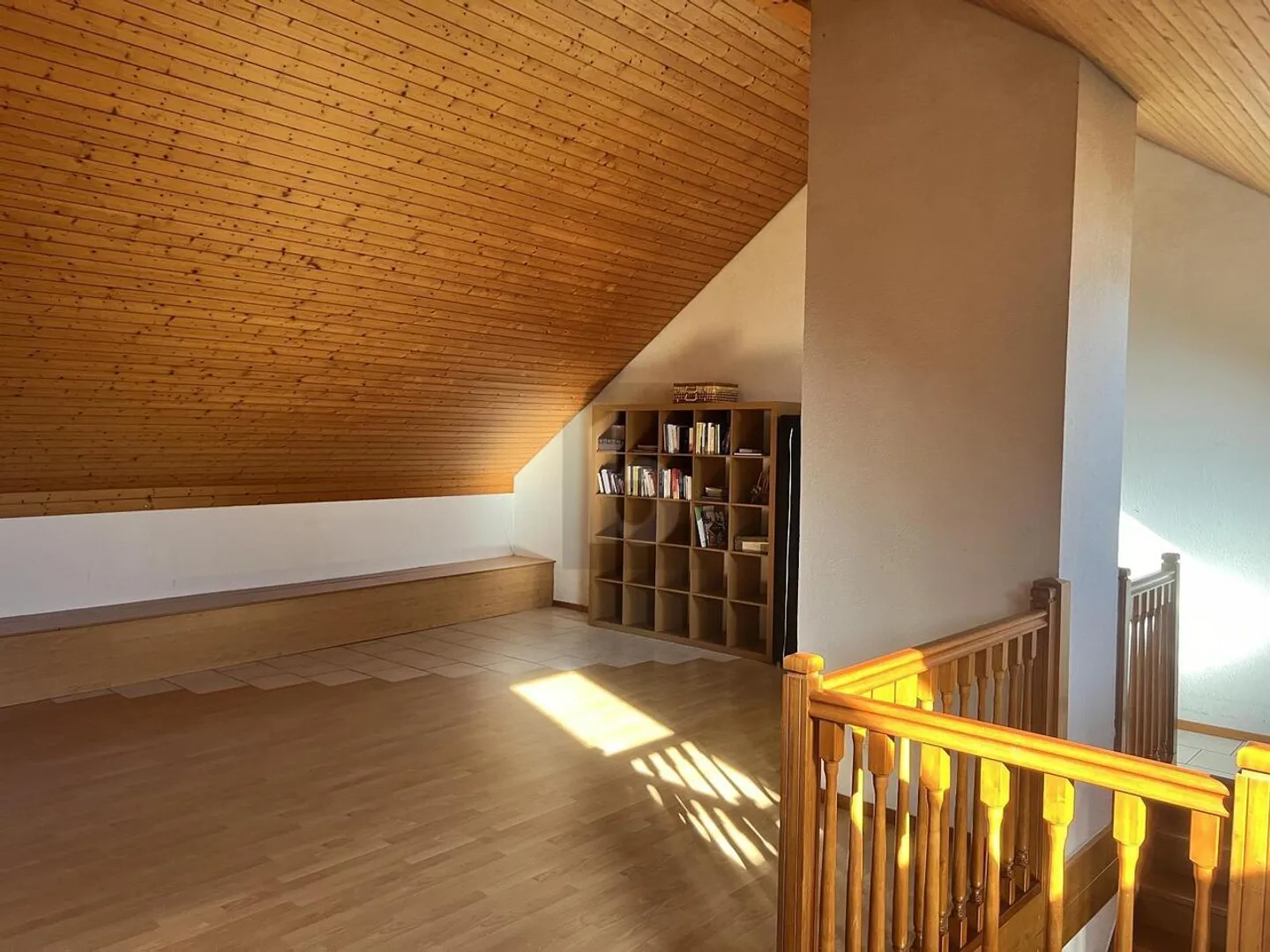 Maison jumelée atypique spacieuse - Photo 1 sur 5